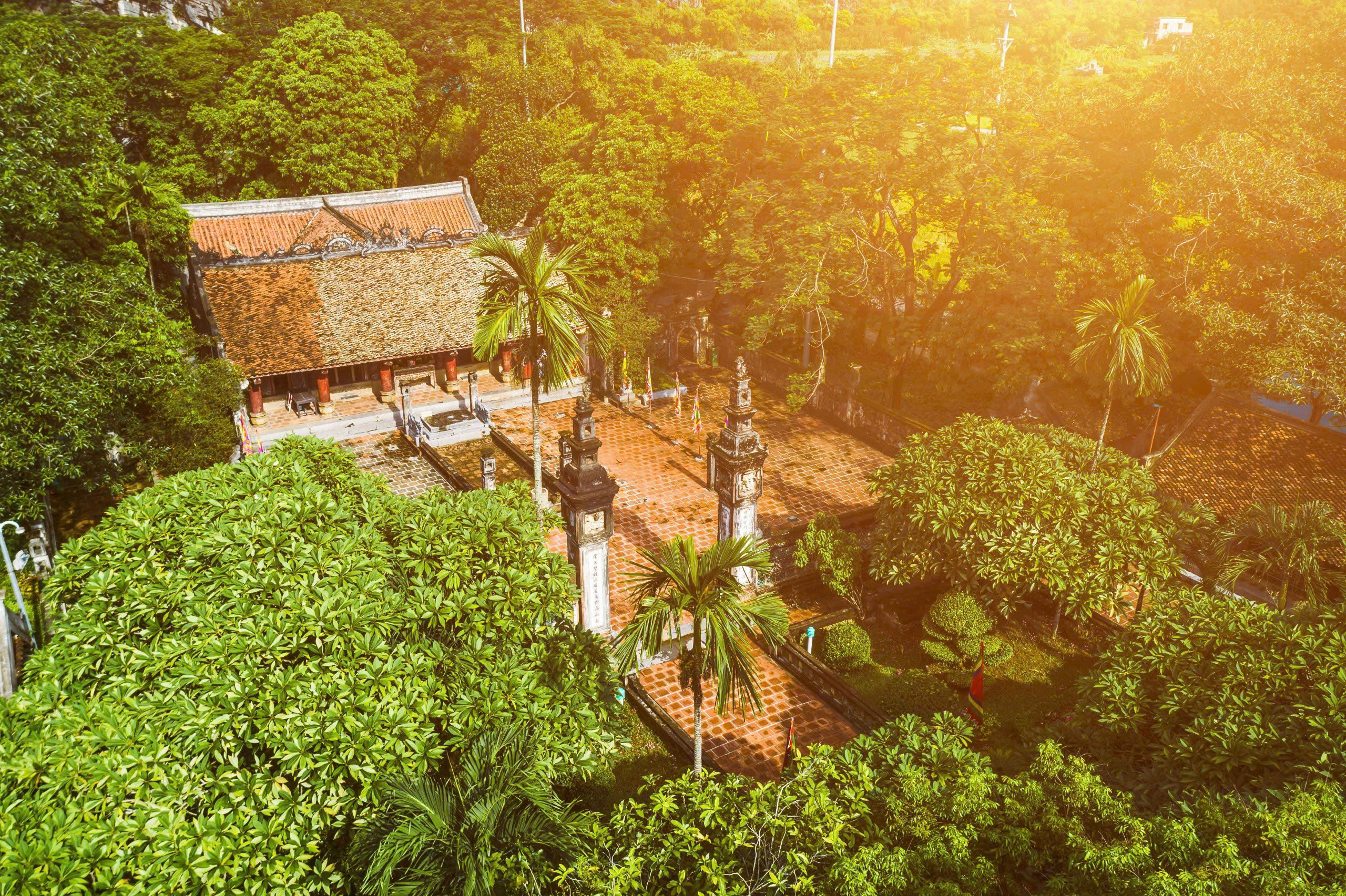 河內出發2天1夜華路、三谷、Mua洞、白亭寺、長安之旅