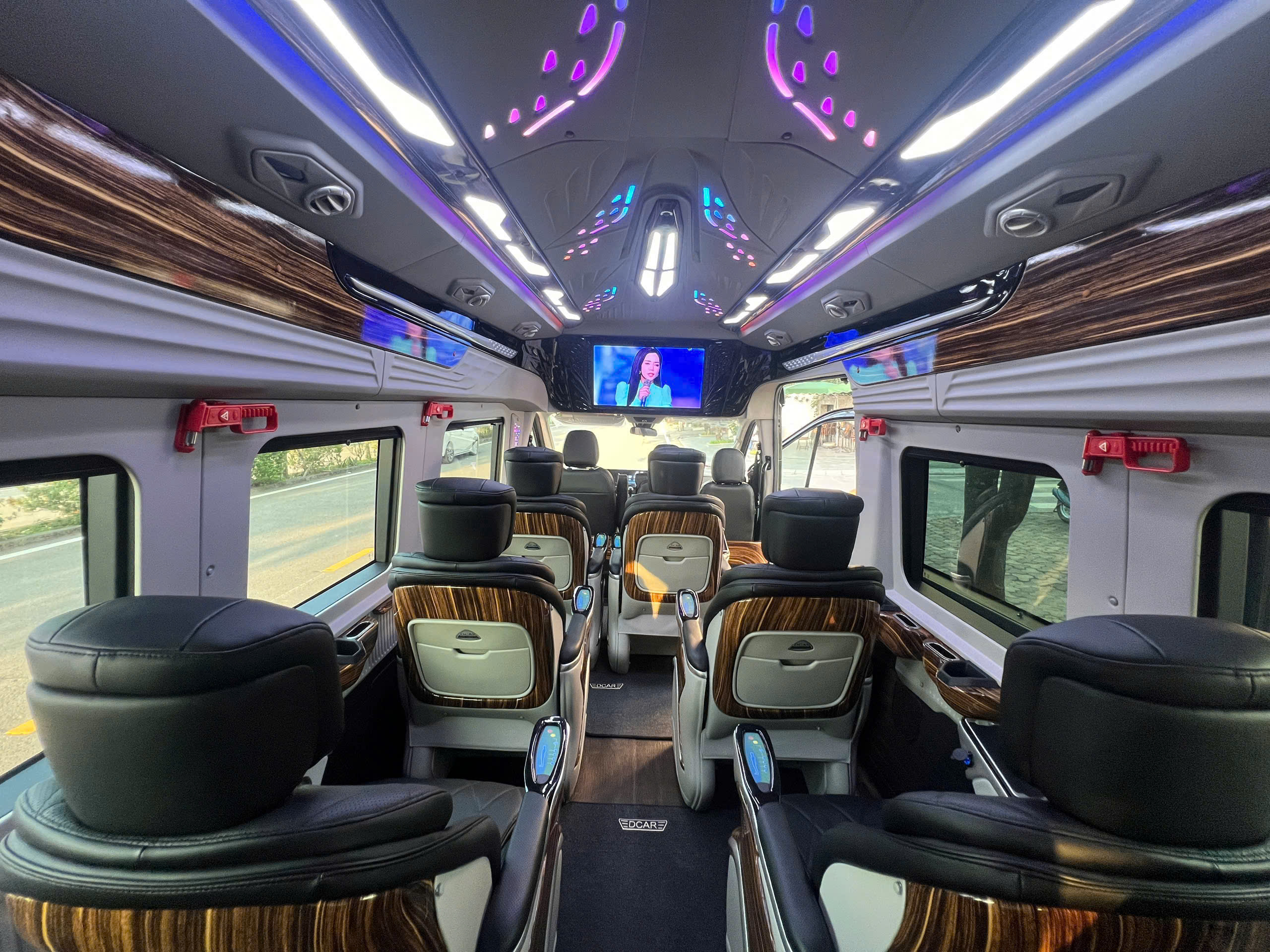 Dcar VIP 豪華轎車