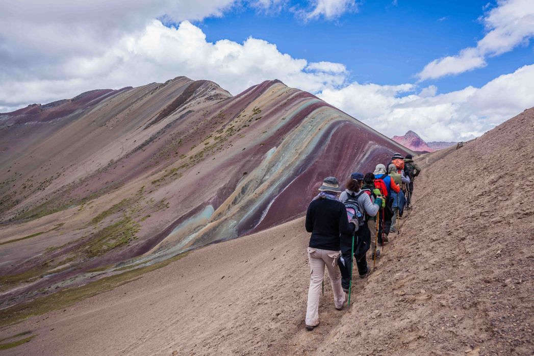 Rainbow Mountains - Montana de 7 Colores