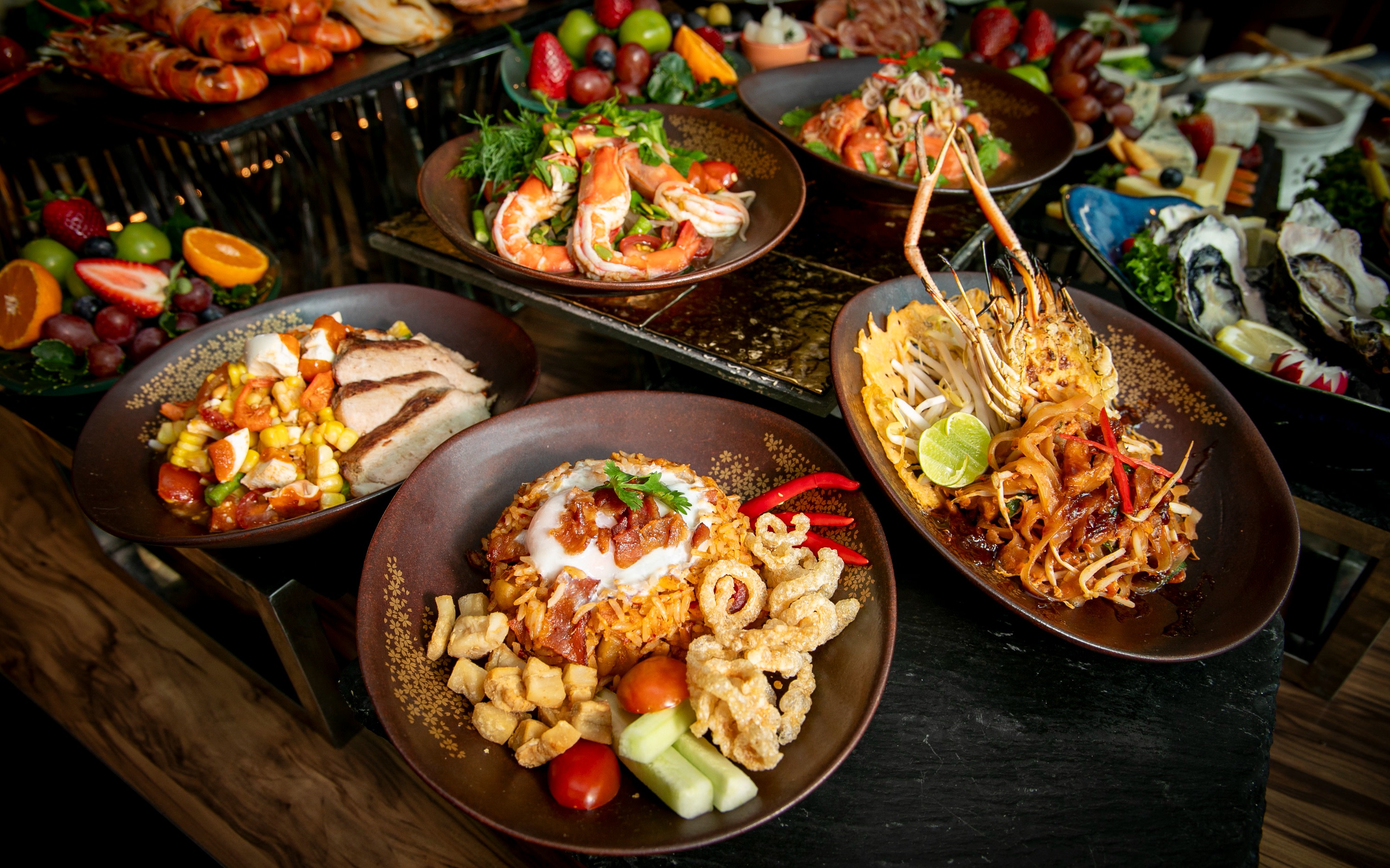 Buffet at The Berkeley Dining Room, The Berkeley Hotel Pratunam