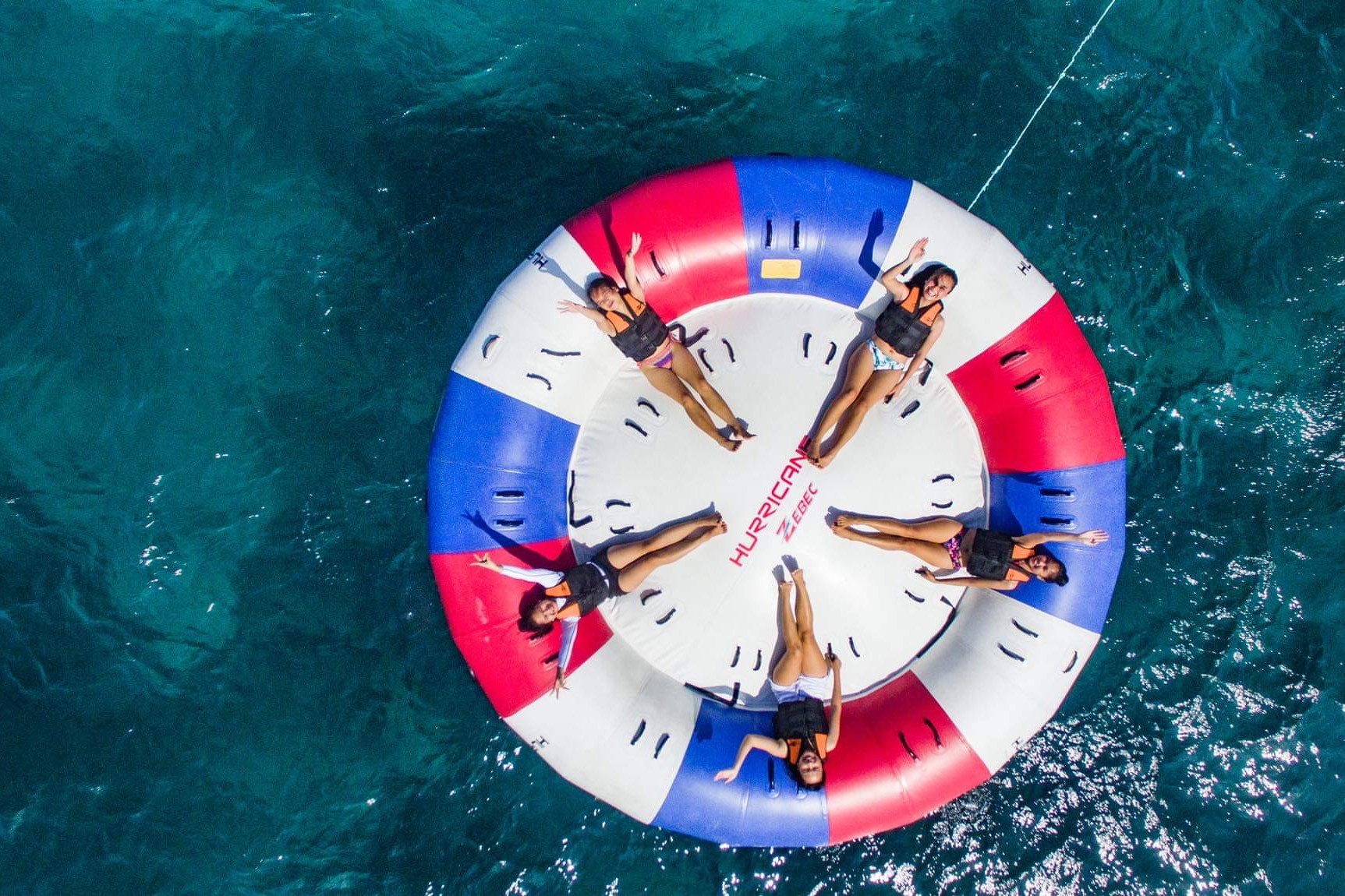 長灘島（Boracay）Hurricane Inflatable Experience