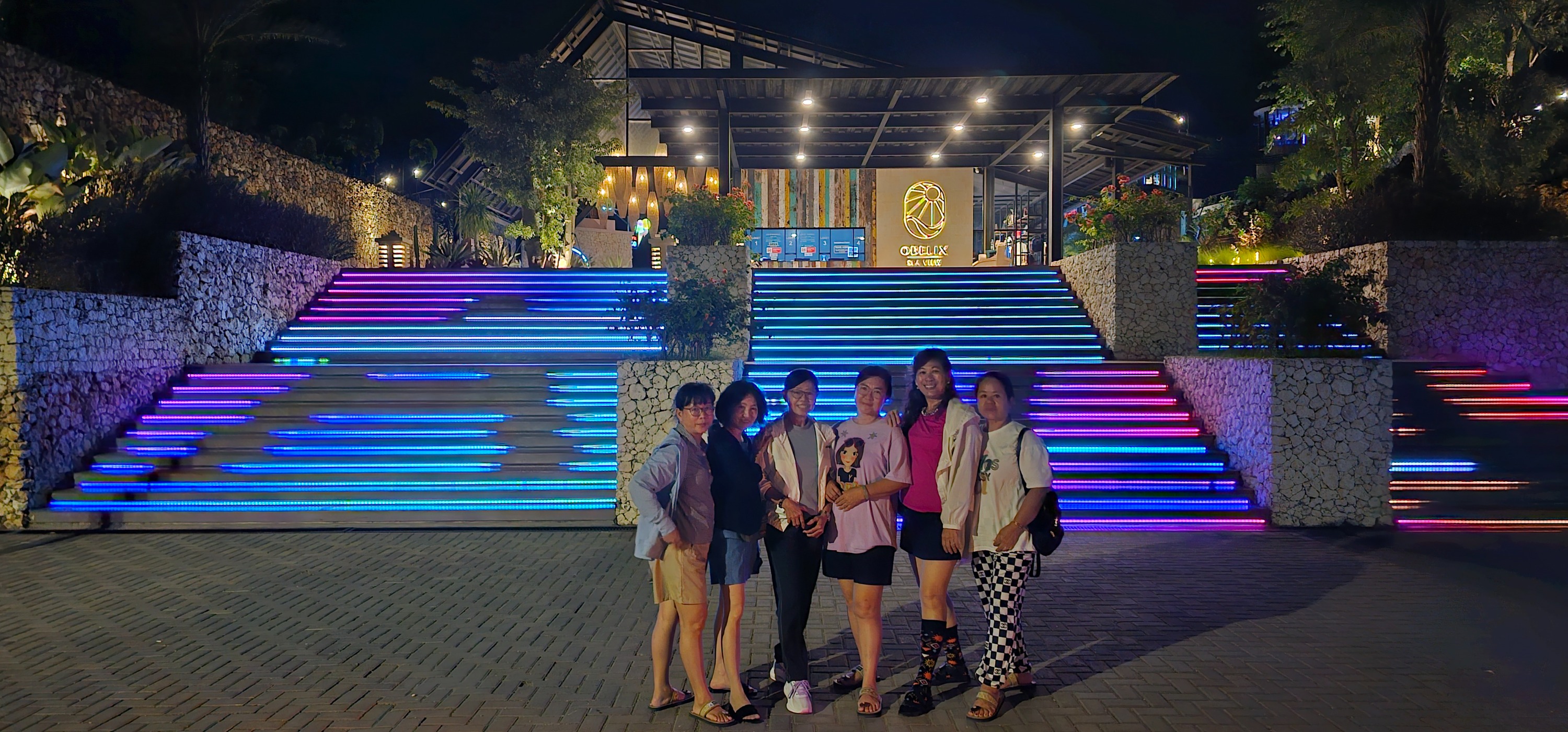 Obelix海景藝術表演與Kraton和Tamansari 城市之旅