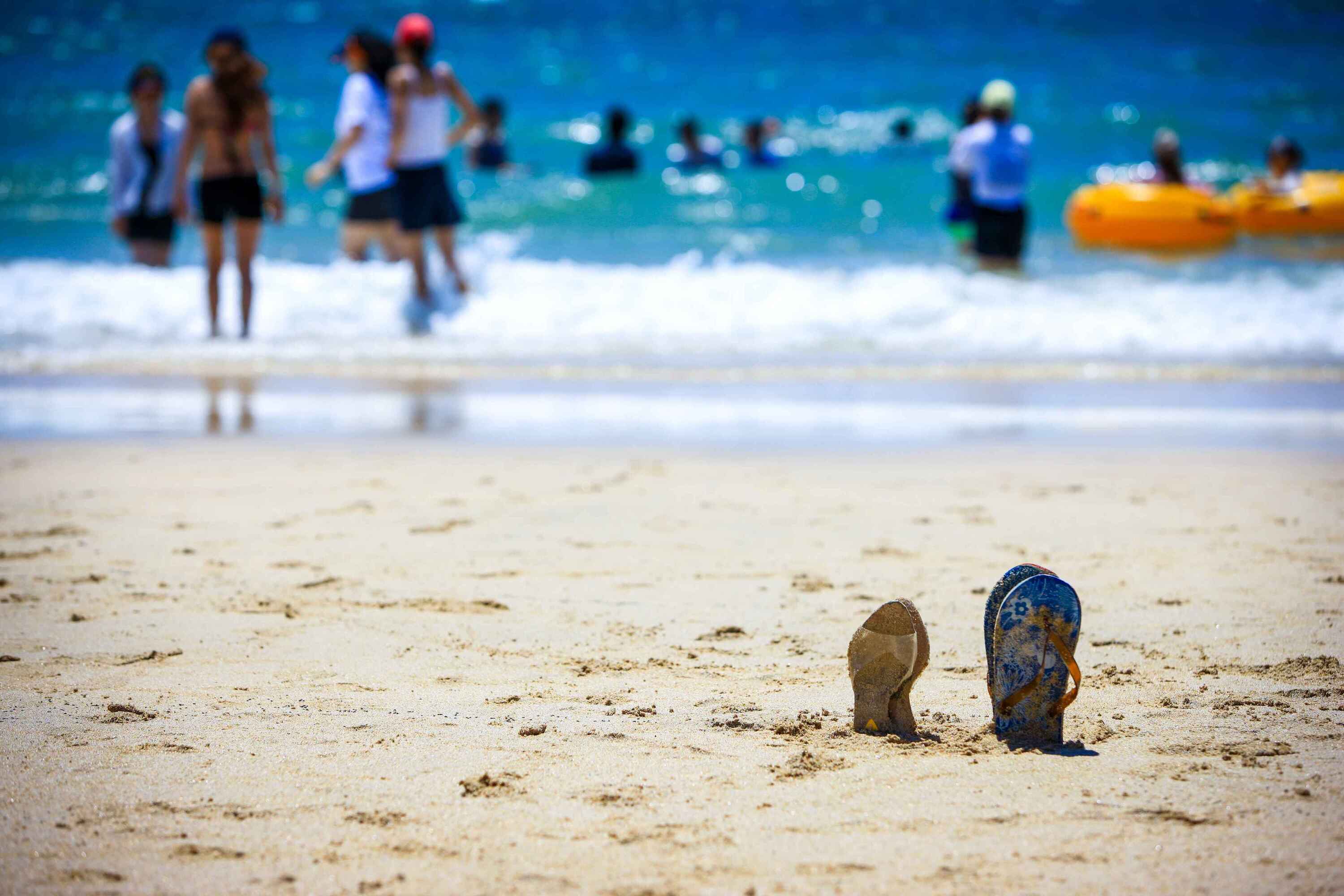 Kick off your shoes and dive into the summer fun at Daecheon Beach!
