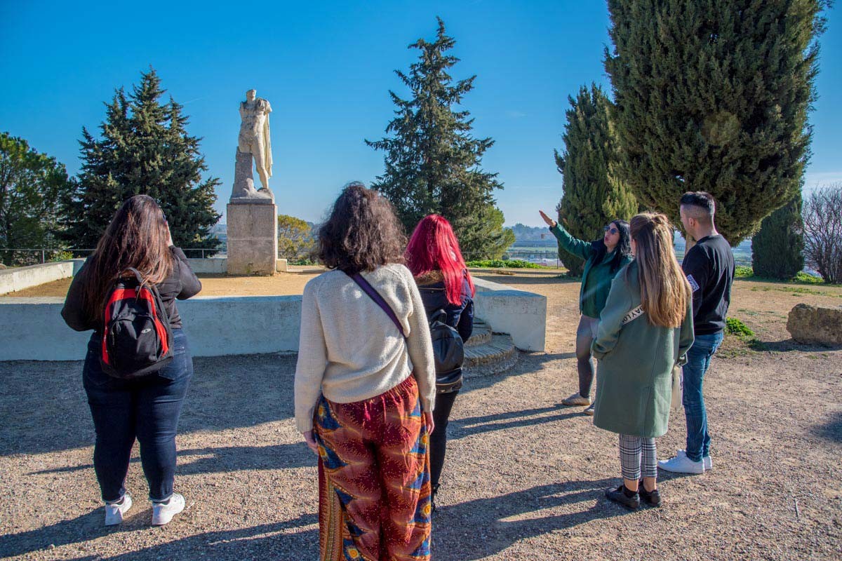 イタリカ 古代都市ツアー（セビリア発）