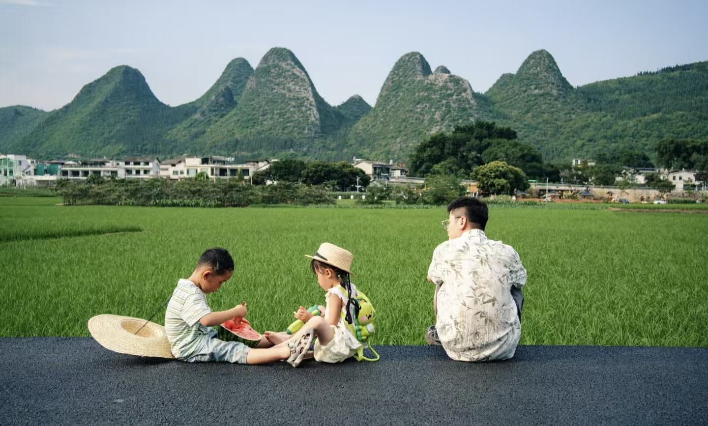 Sky Survey and Earth Inquiry | Guizhou FAST + Xingyi + Huangguoshu 6-Day 5-Night Parent-Child Tour