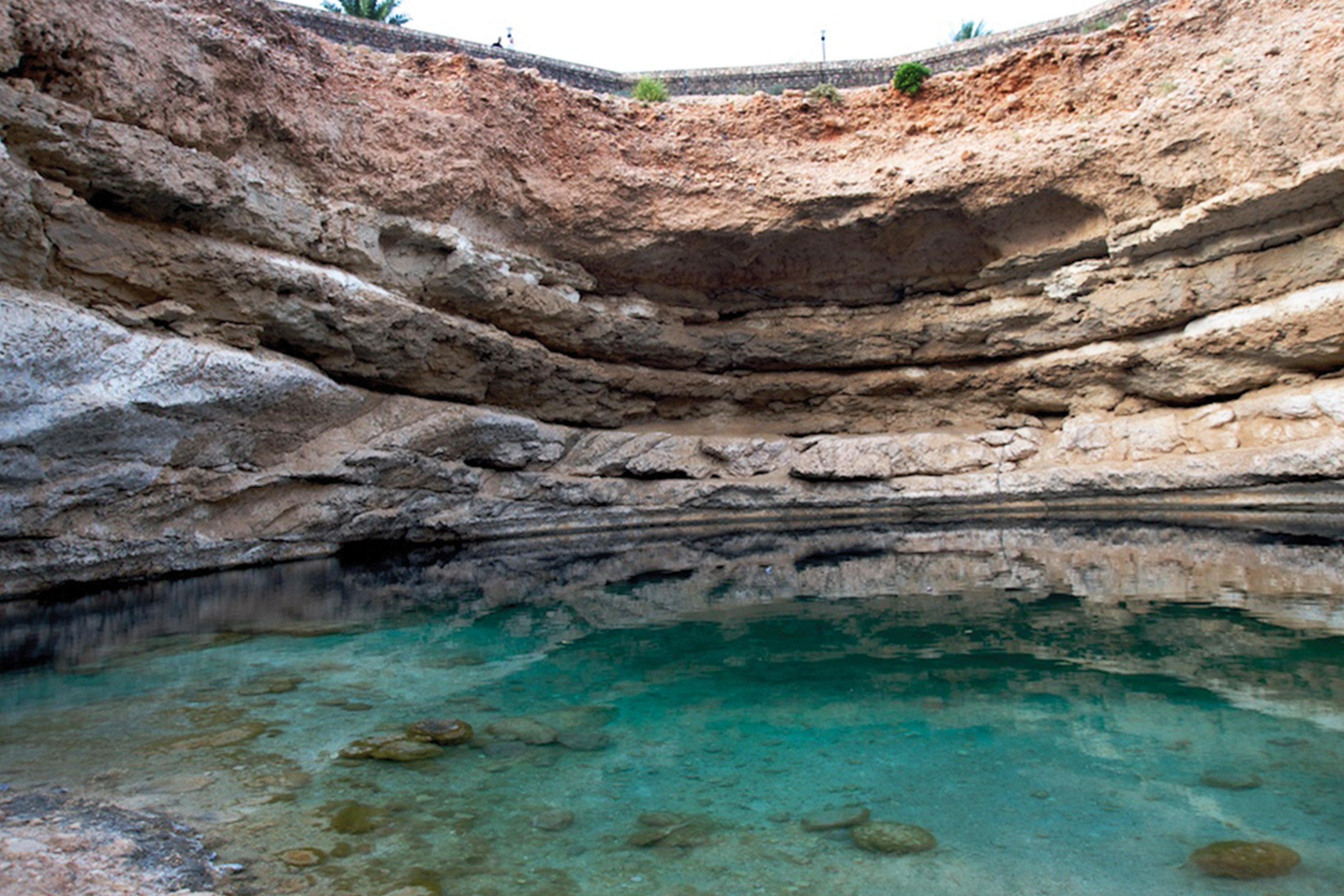 Bimmah Sinkhole, Wadi Shab and Coast of Oman Jeep Tour from Muscat