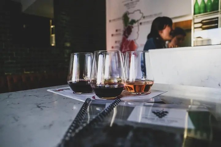 晚餐前品酒開胃酒