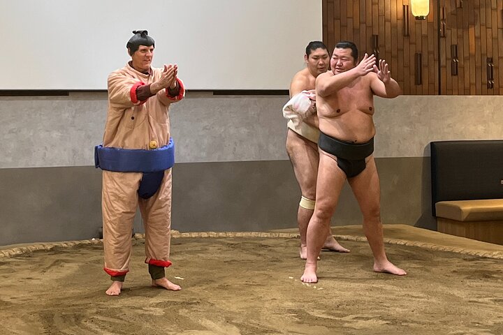 相撲選手互動挑戰 & 美食體驗