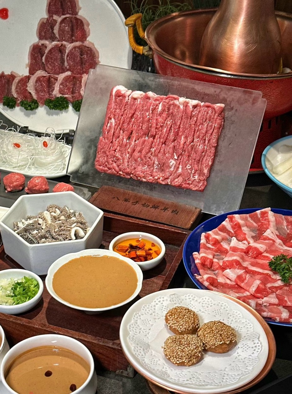 Tipsy Travel: Beijing Hutong Night Exploration Food and Wine Tour