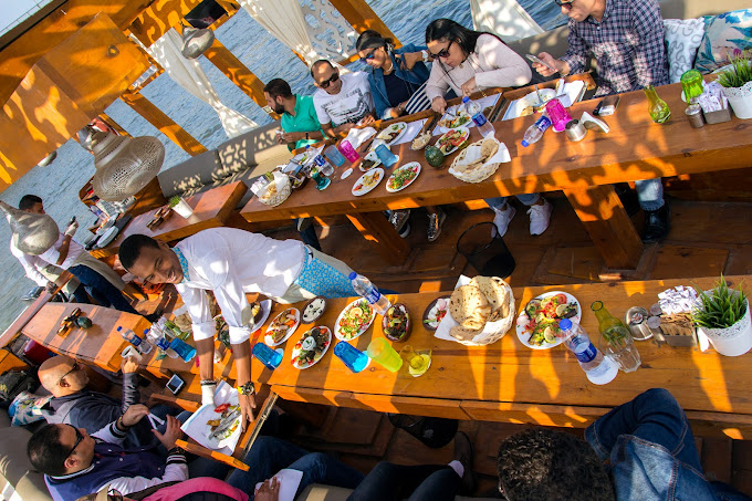 Private 2-Hour Nile River Cruise with Gourmet Meals in Cairo 