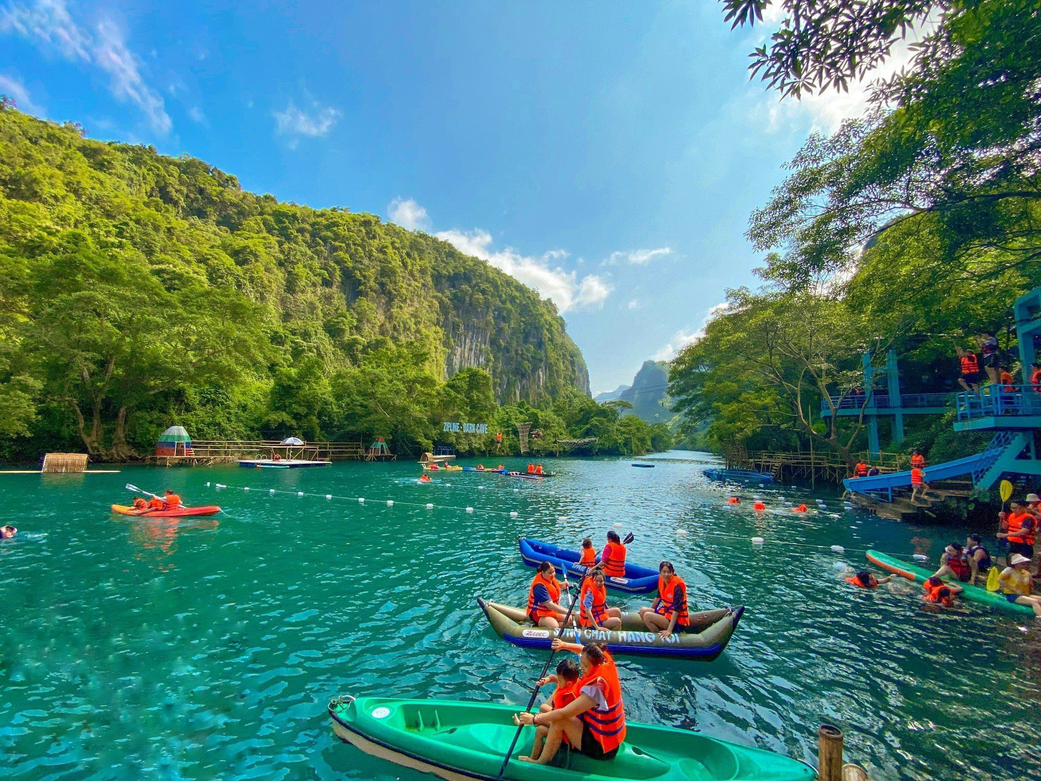 黑洞（Dark Cave）& 峰牙洞（Phong Nha Cave）一日遊