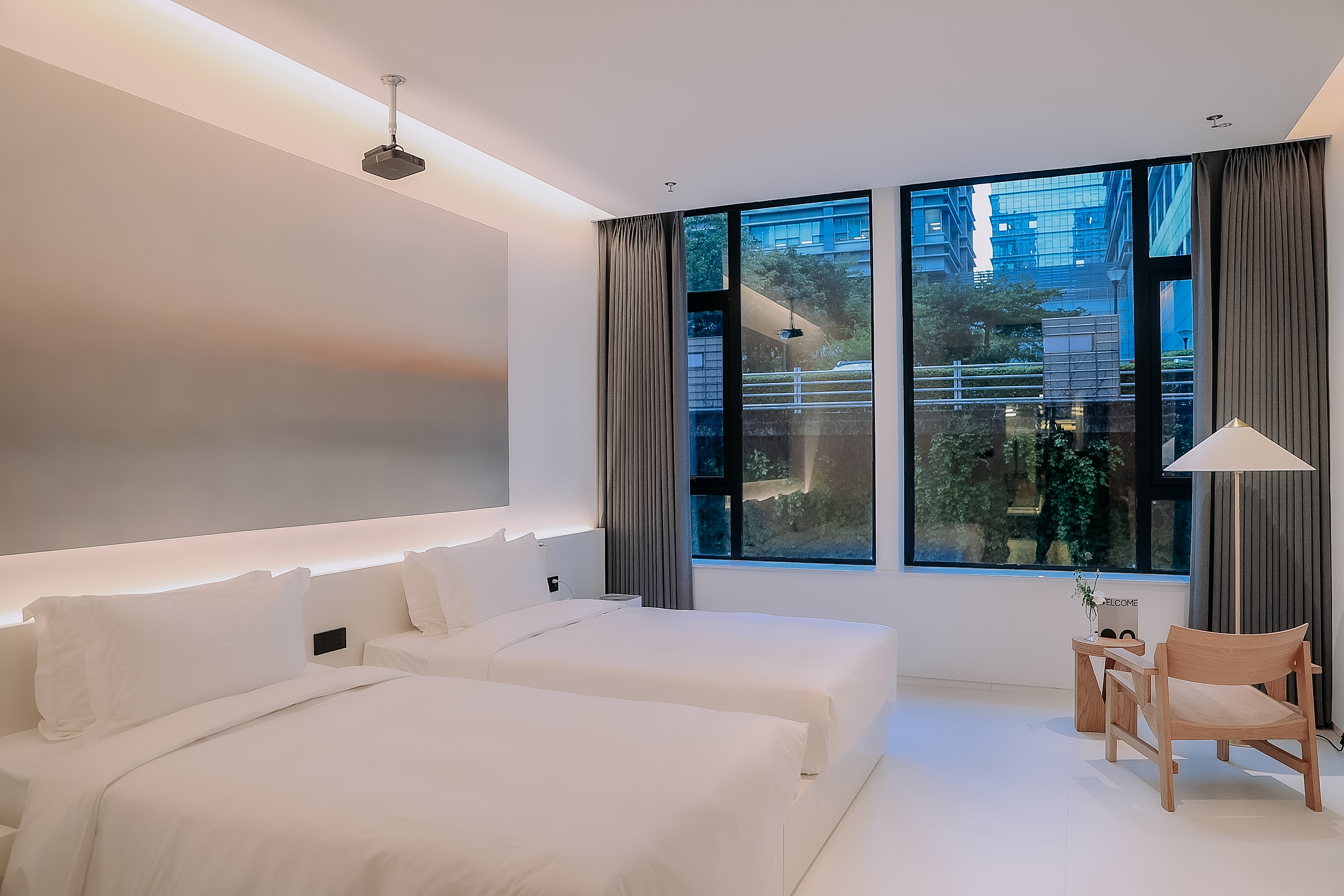 Deluxe Twin Room