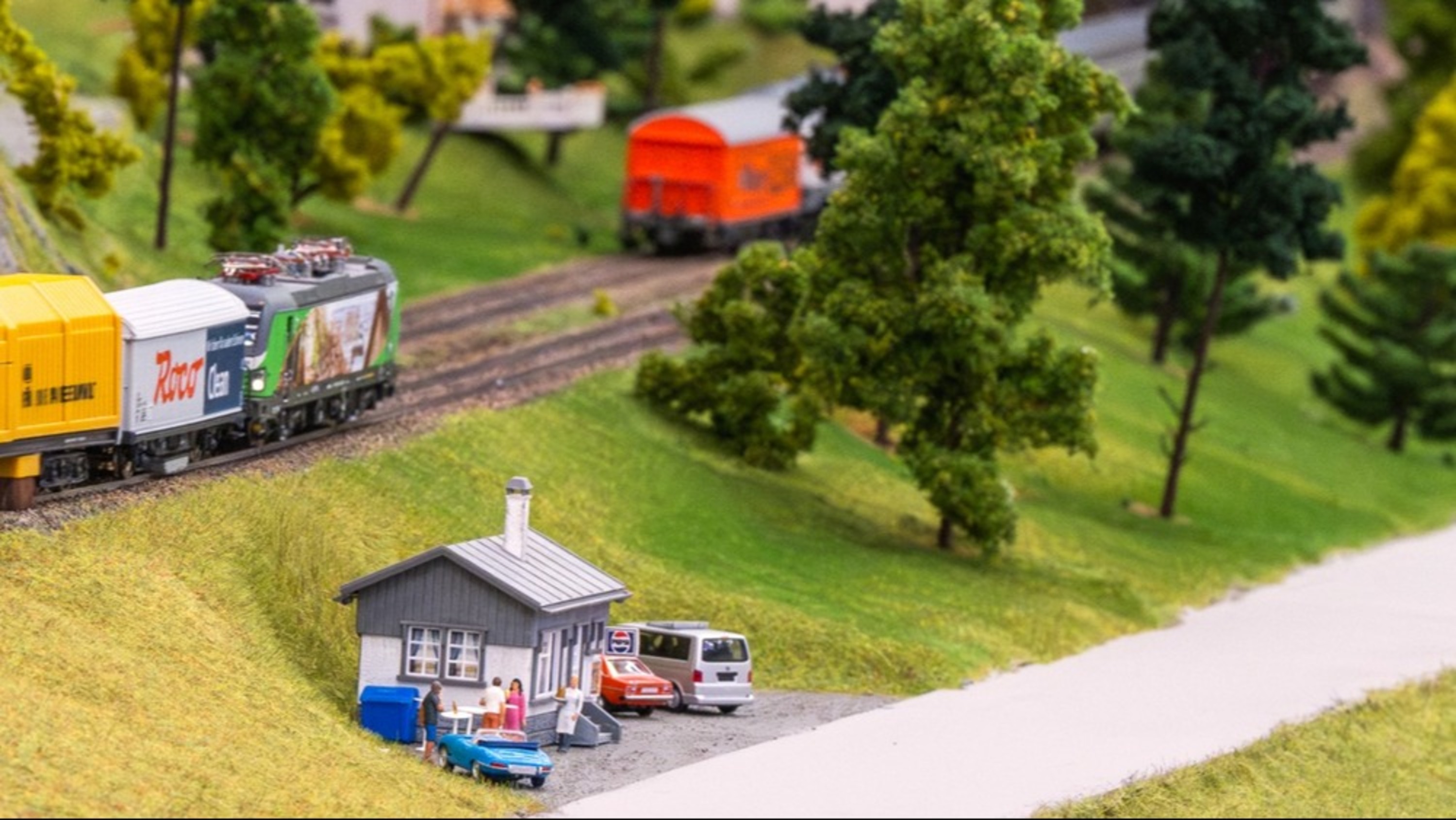 Small Worlds ticket in Dubai