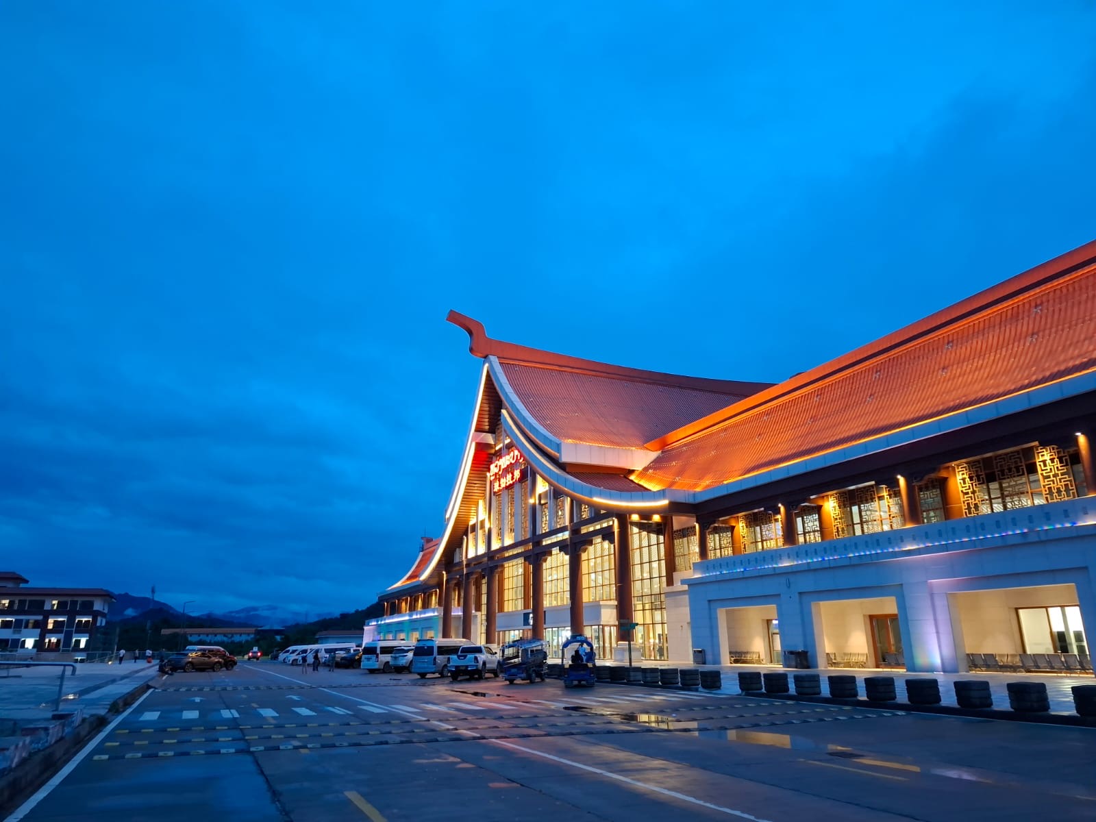 Private Transfer To Luang Prabang Railway Station