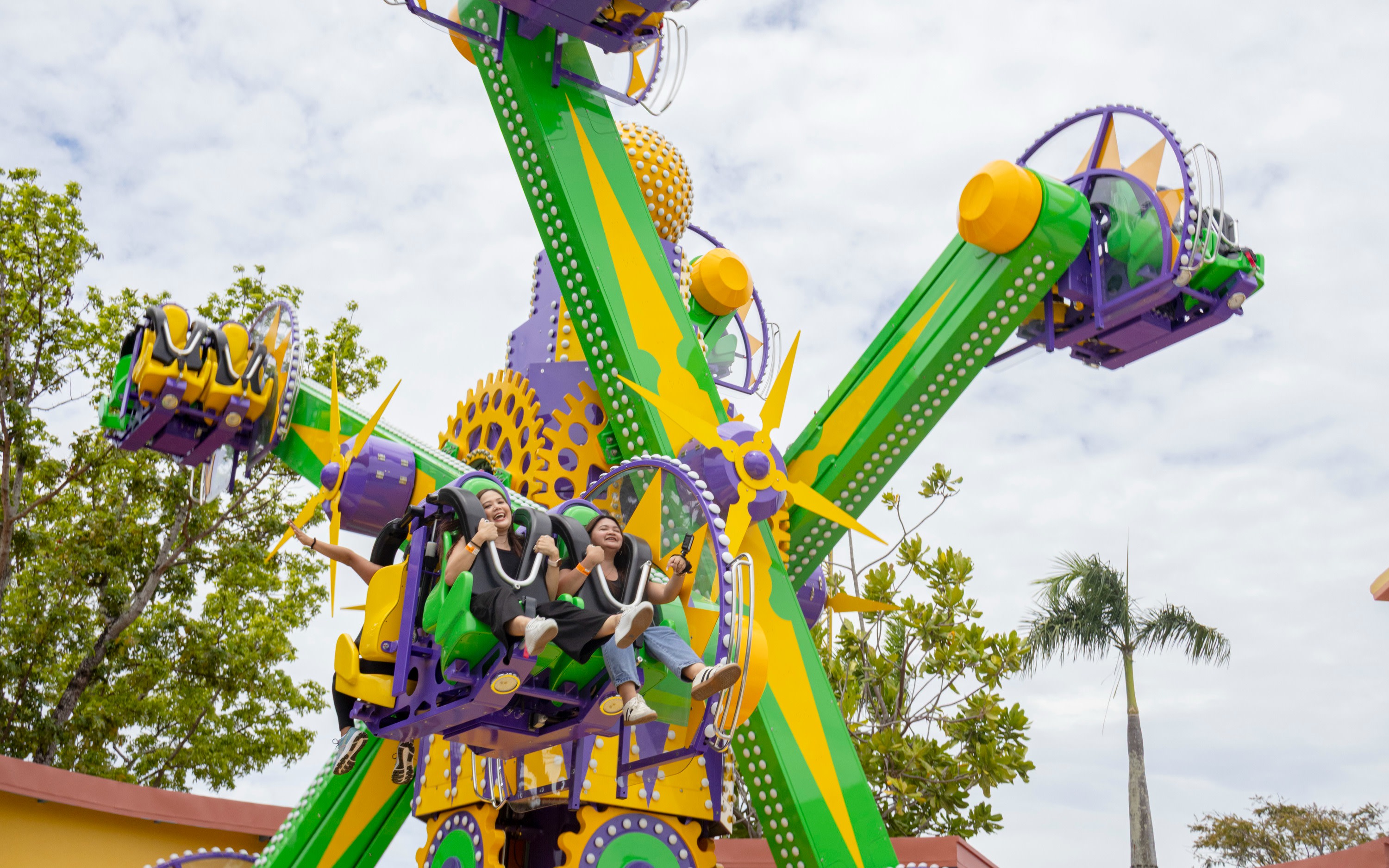 Enchanted Kingdom Ticket in Laguna