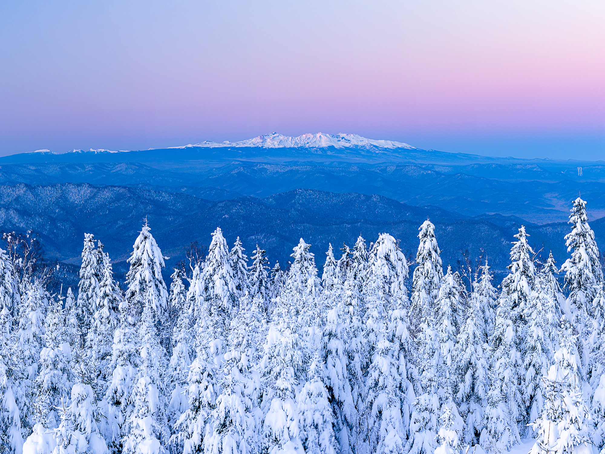 Private 6-day tour of Northeast Yanji Changbai Mountain Rime Drift