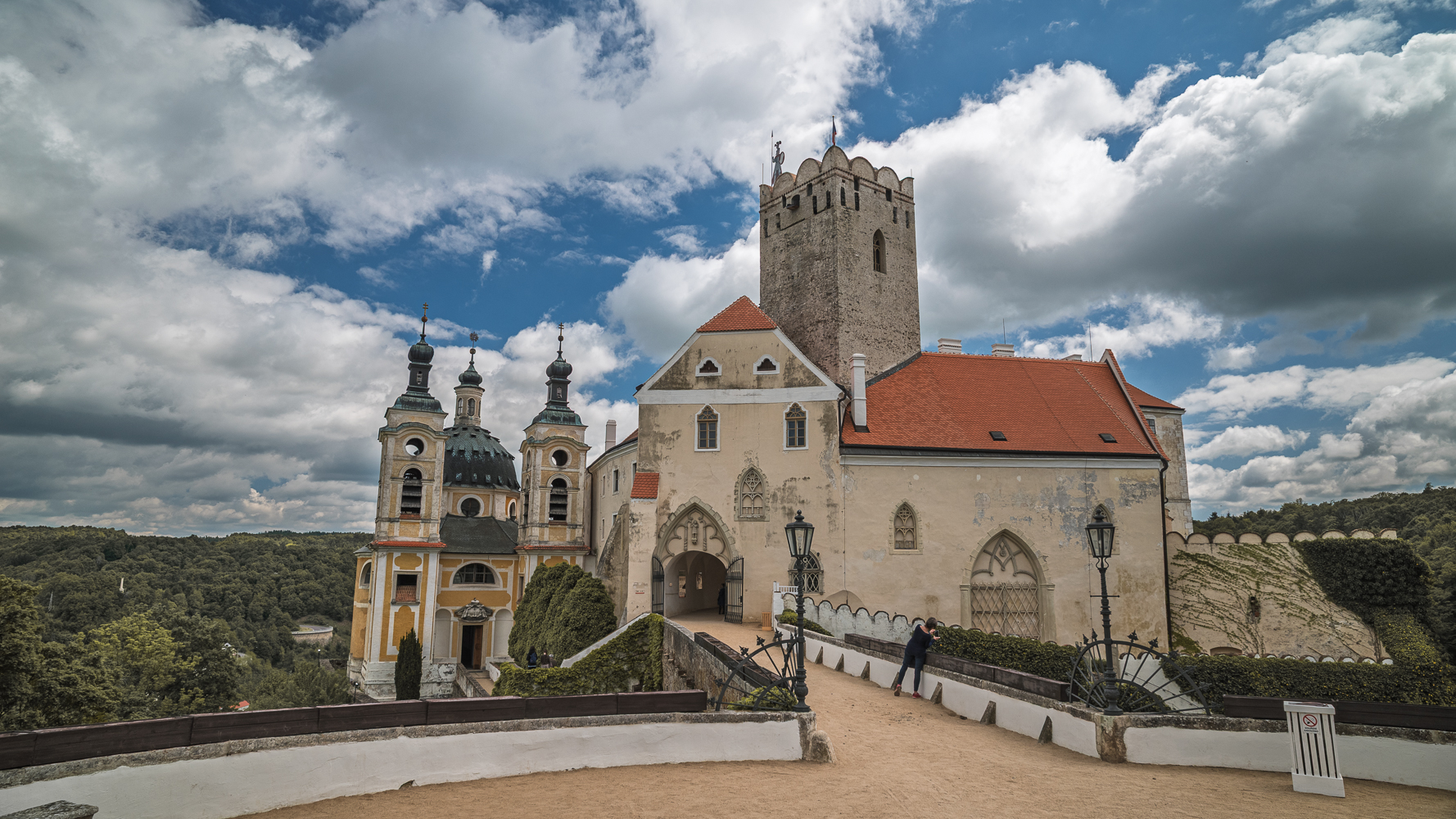 Lednice, Valtice and Brno Moravia Tour from Vienna