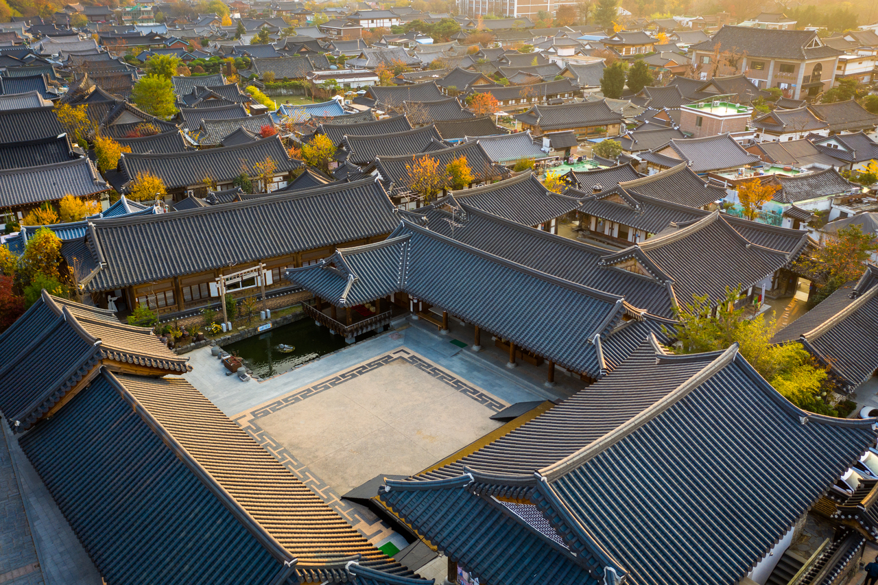 [8% OFF] Jeonju Hanok Village Day Tour From Seoul