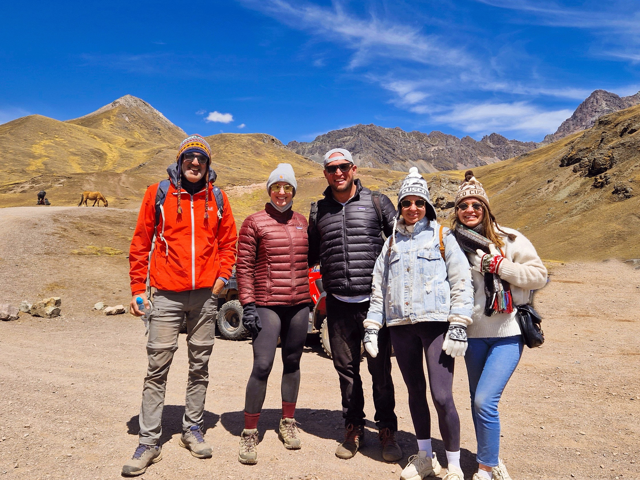 Rainbow mountain hiking begining
