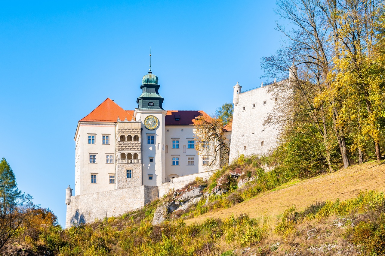 Pieskowa Skała Castle