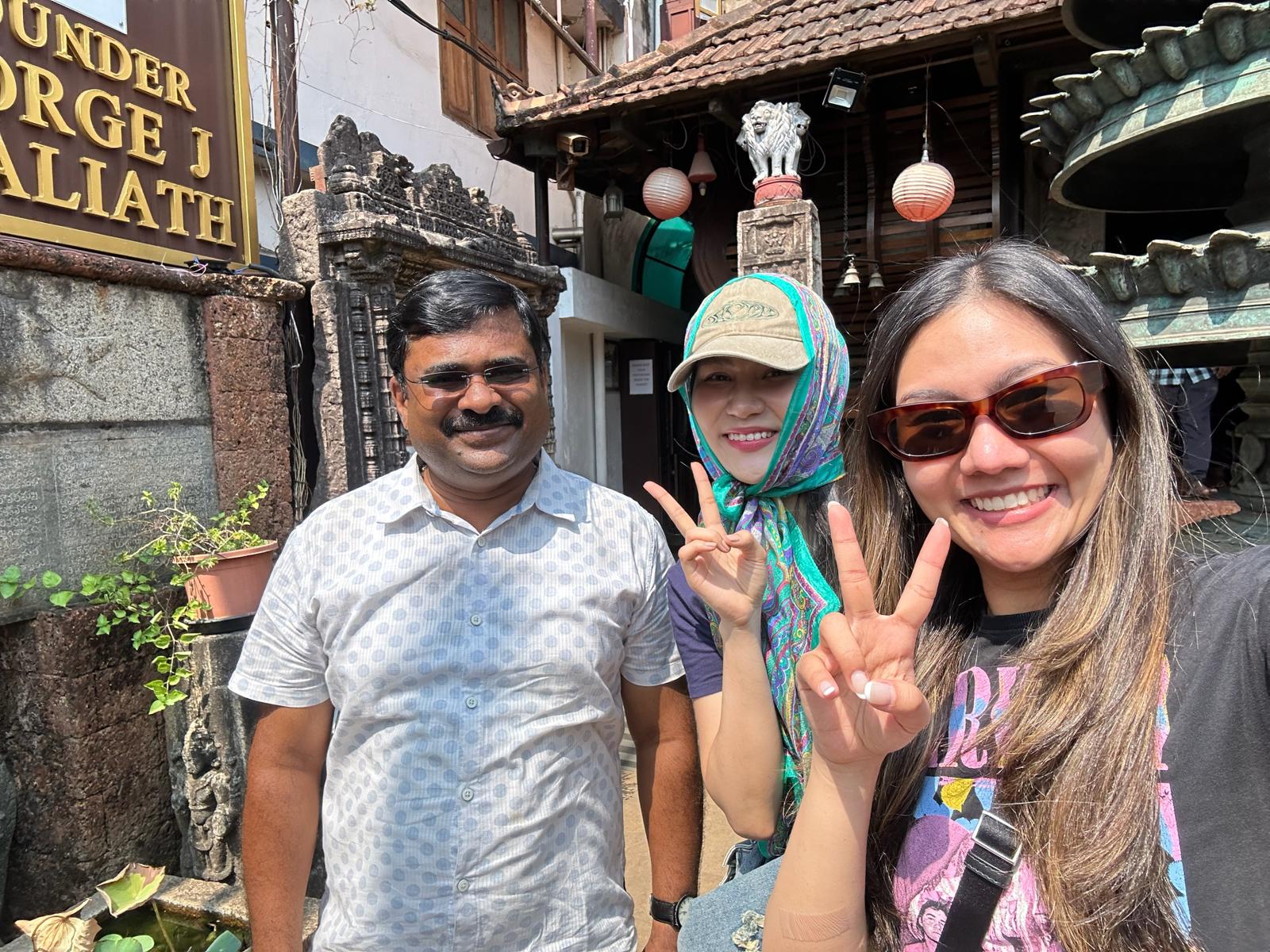 Exploring Kochi's Jewish Heritage (Guided Walking Tour with a local)