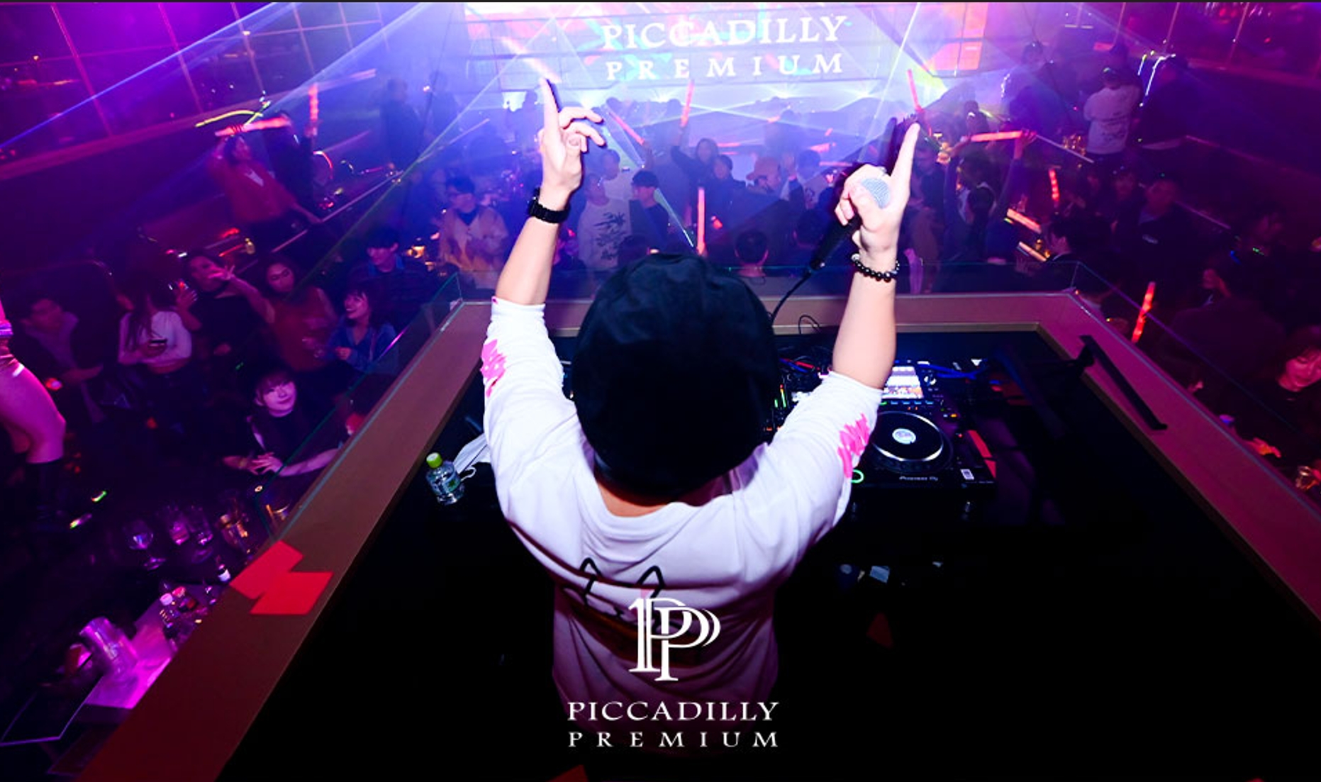 PICCADILLY PREMIUM 現場秀及夜總會門票