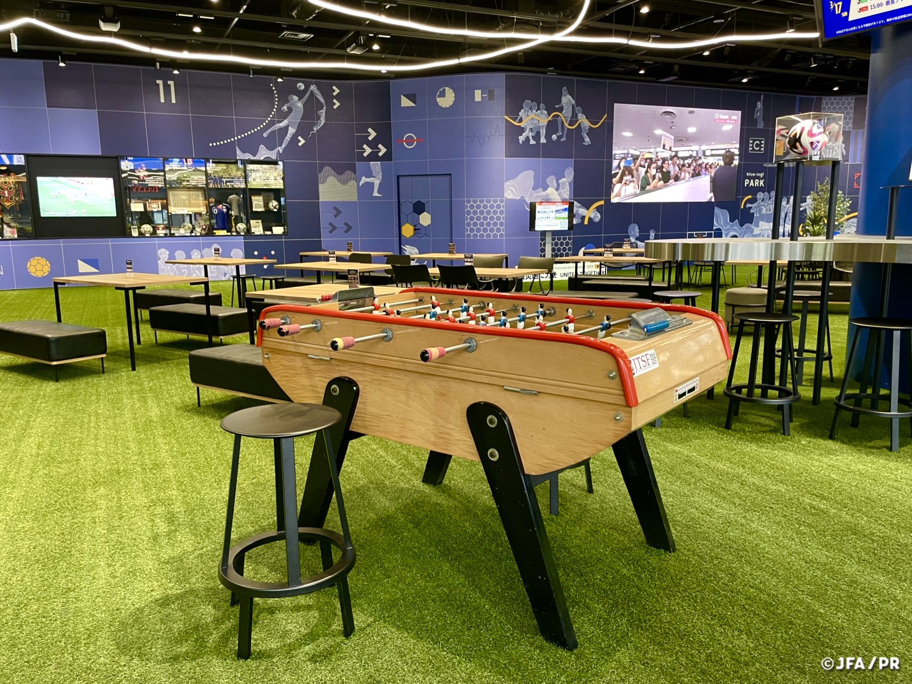 Japan Football Association museum tour at [blue-ing!]