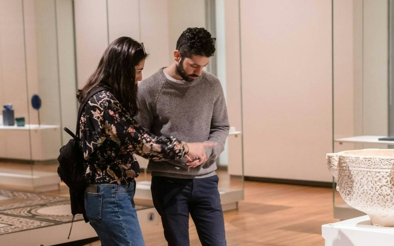 在這個充滿啟發的空間裡,探索美麗的藝術與文化故事。 在這個充滿啟發的空間裡,探索美麗的藝術與文化故事。