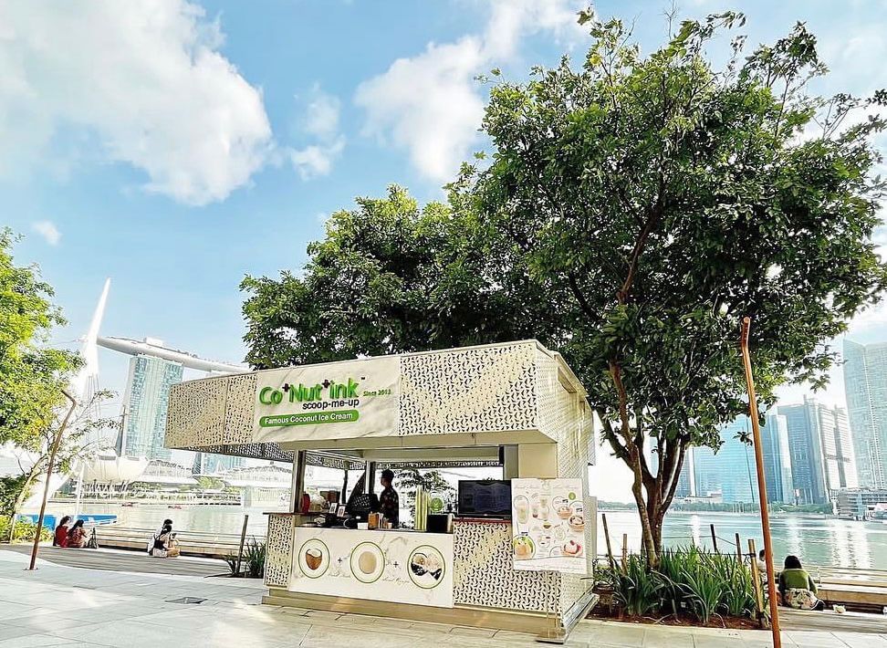 With branches at Sentosa, Esplanade, and Orchard, you'll never run out of coconut ice creams and shakes