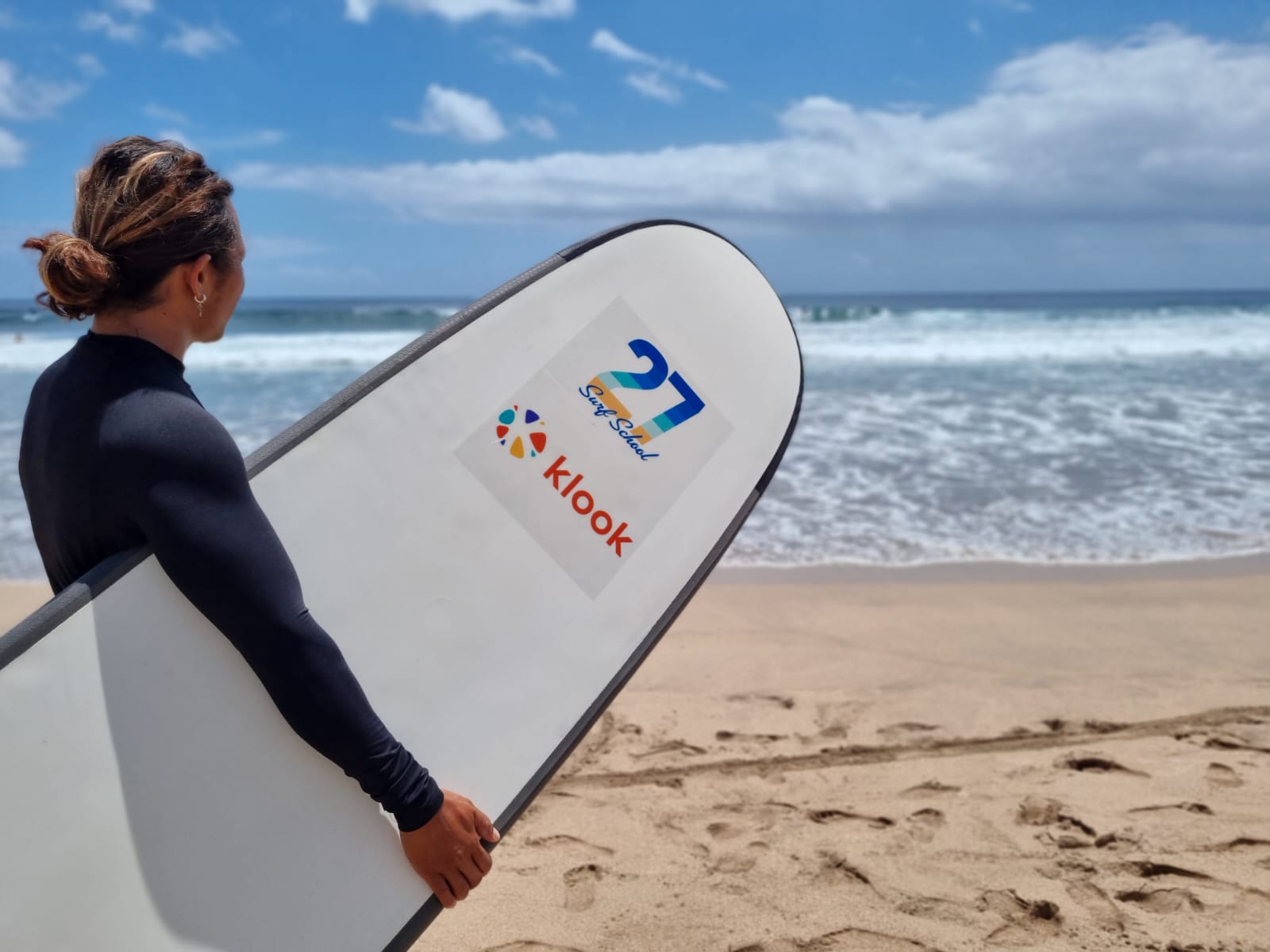 庫塔海灘衝浪課程（27 Surf Bali提供）