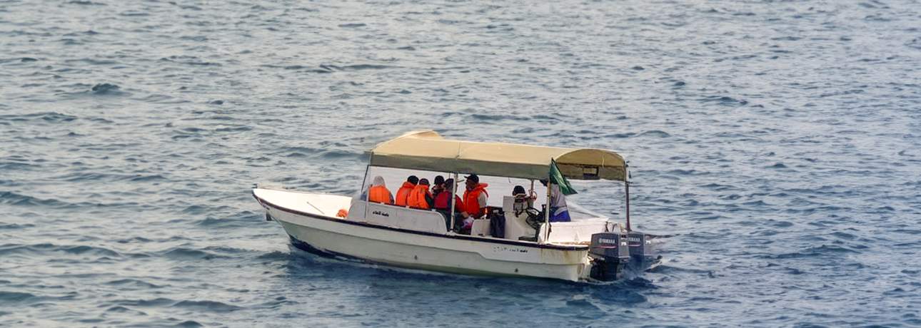 Jazan Al Ahbar Island Full-Day Cruise & Snorkeling