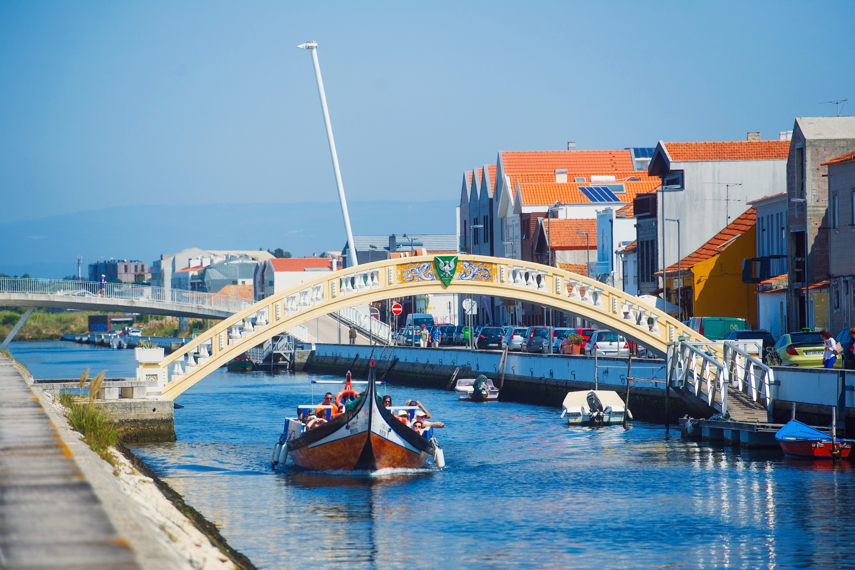 Aveiro Half-Day Tour from Porto with Moliceiro River Cruise