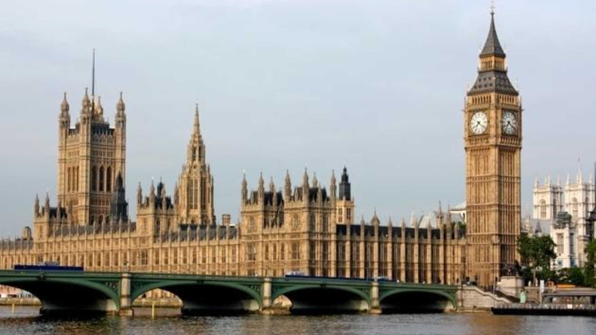 倫敦令人驚歎的宮殿 & 議會徒步之旅