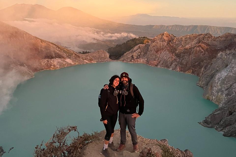 布羅莫火山 & 伊真火山 & 泗水4天3夜浮潛之旅