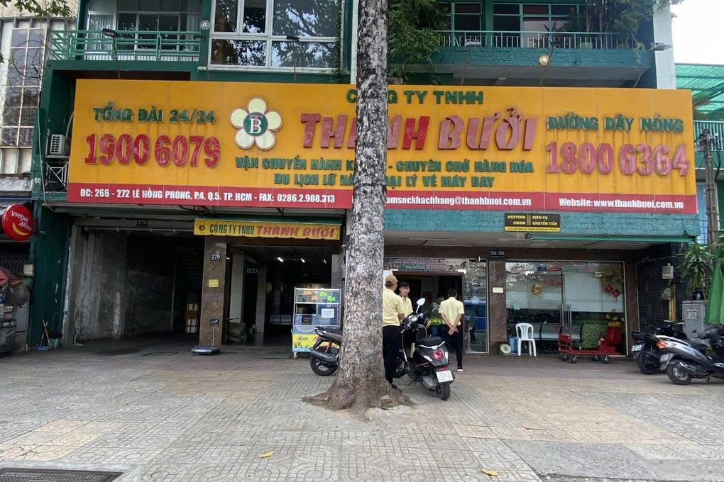 Pick up point: 266 Le Hong Phong, Cho Quan (District 10), Ho Chi Minh city.