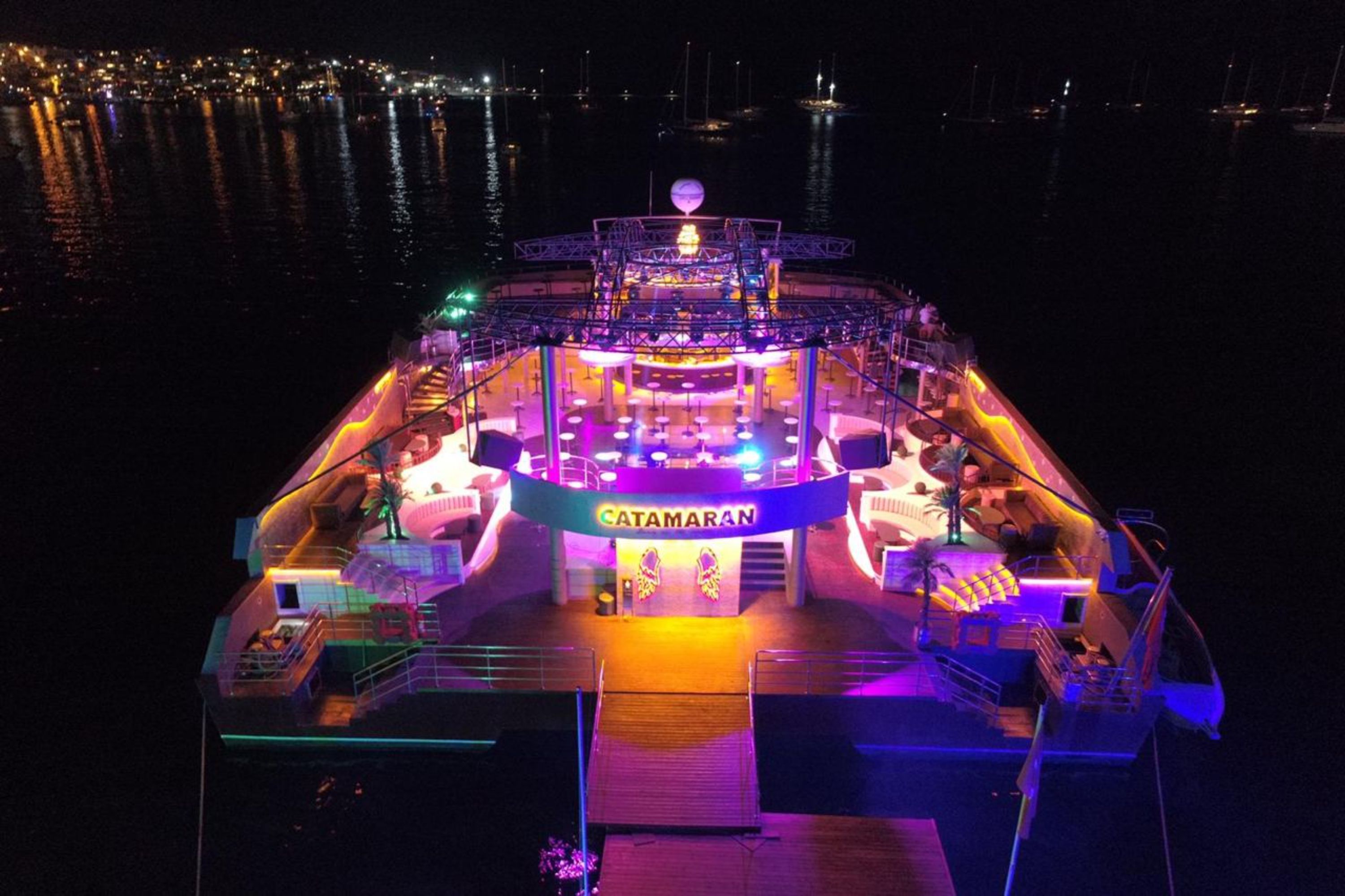 Join the ultimate party at sea with live concerts every night at Club Catamaran!