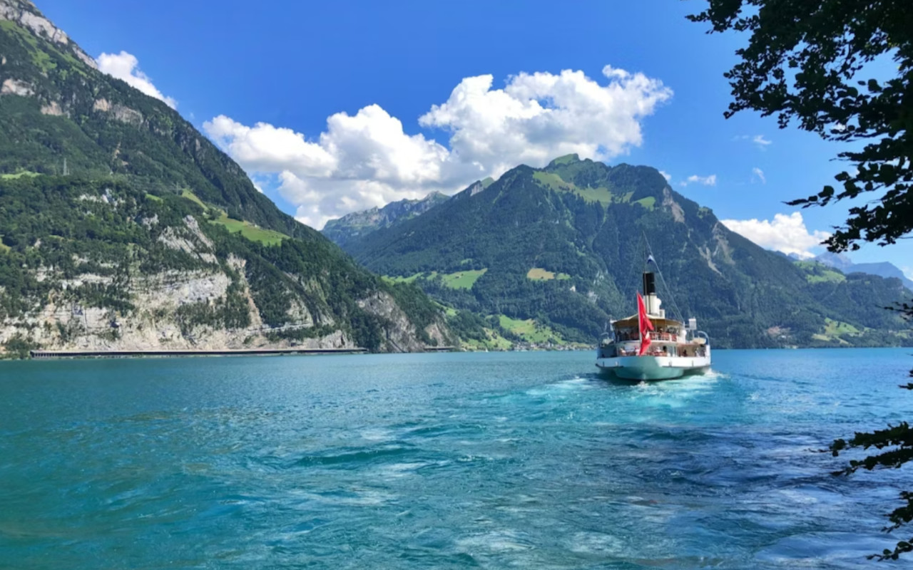 Lucerne 2nd Class Travel Pass: Unlimited Travel on Train, Bus and Boat