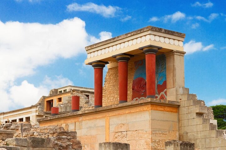 克諾索斯王宮和阿哈尼斯葡萄酒品嚐之旅 (Knossos Palace and Archanes with Wine Tasting Tour)