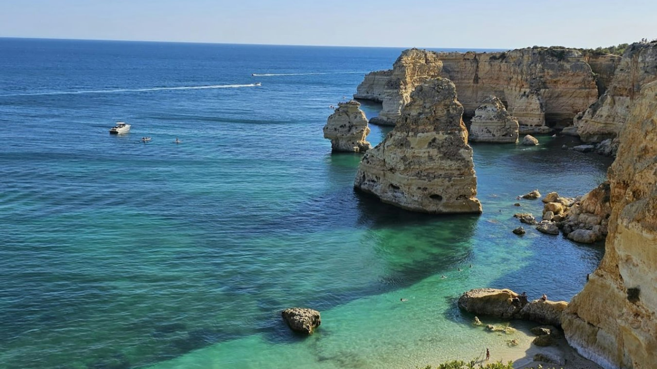 Faro Benagil Cave & Marinha Beach Half-Day Small Group Sightseeing Tour