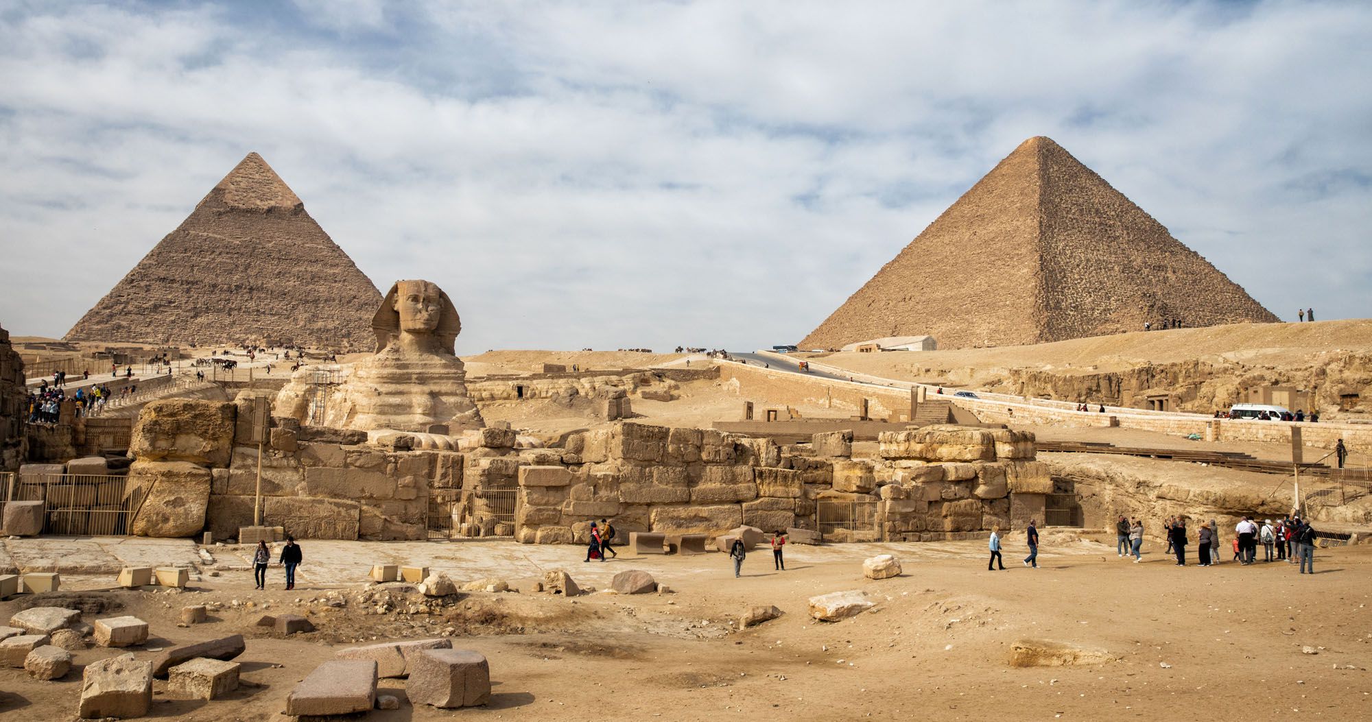 Half Day Tour Giza Pyramids & Sphinx 