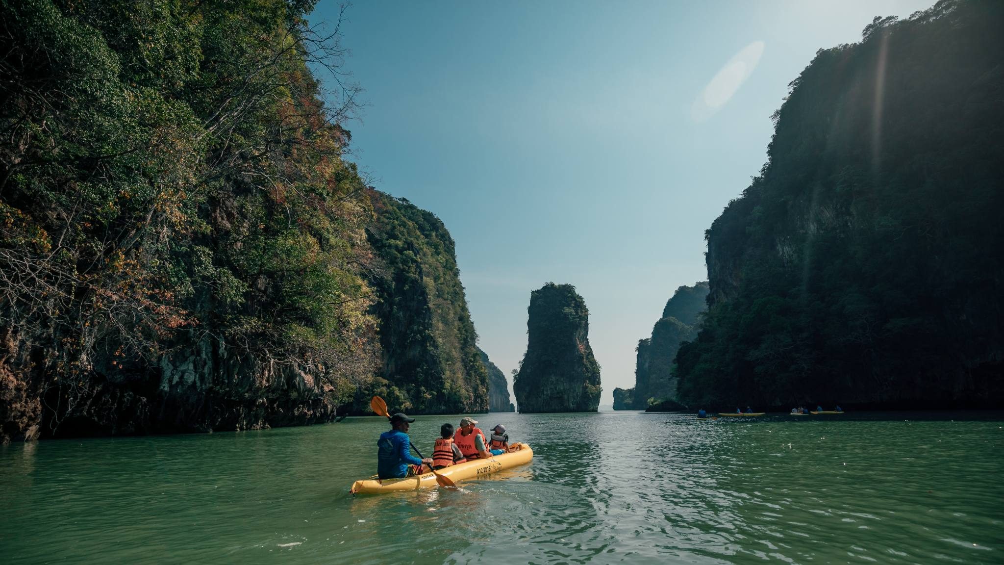 攀牙灣和Koh Hong之旅（普吉島出發）