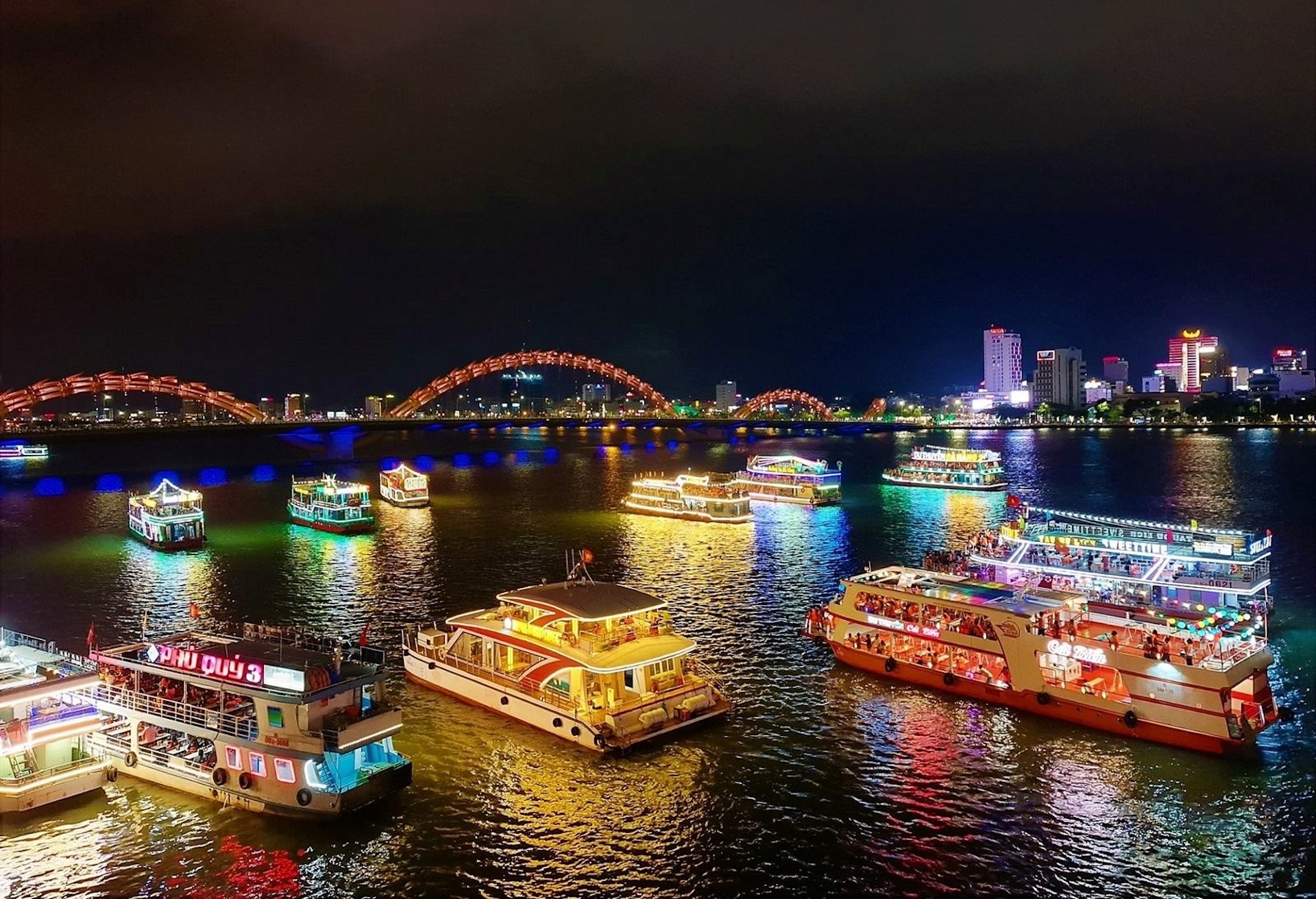 Han River Night Cruises By Dragon Cruise 