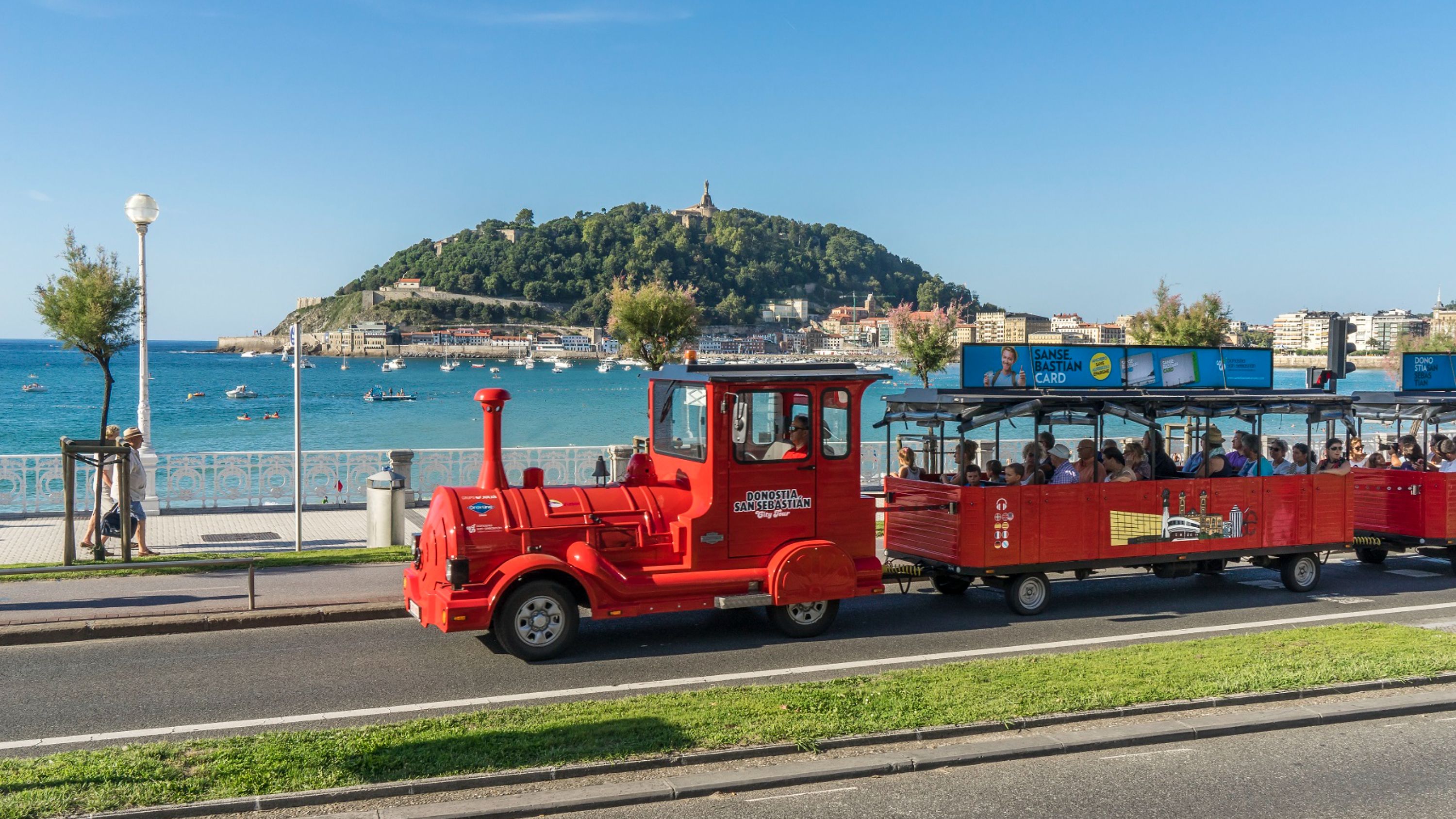 聖塞瓦斯蒂安隨上隨下城市觀光火車 (San Sebastian hop-on hop-off city tour train)