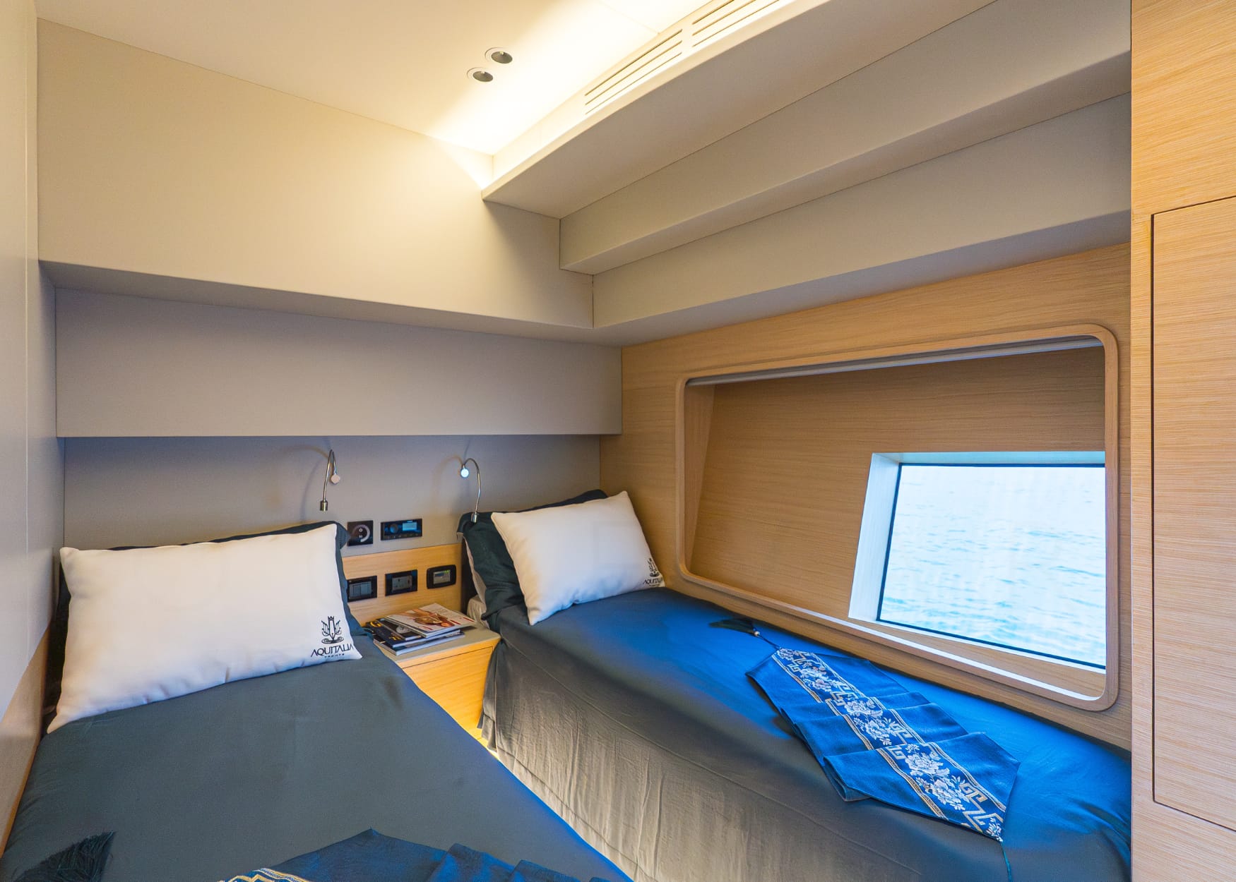 MY Legend Private Yacht Charter in Singapore