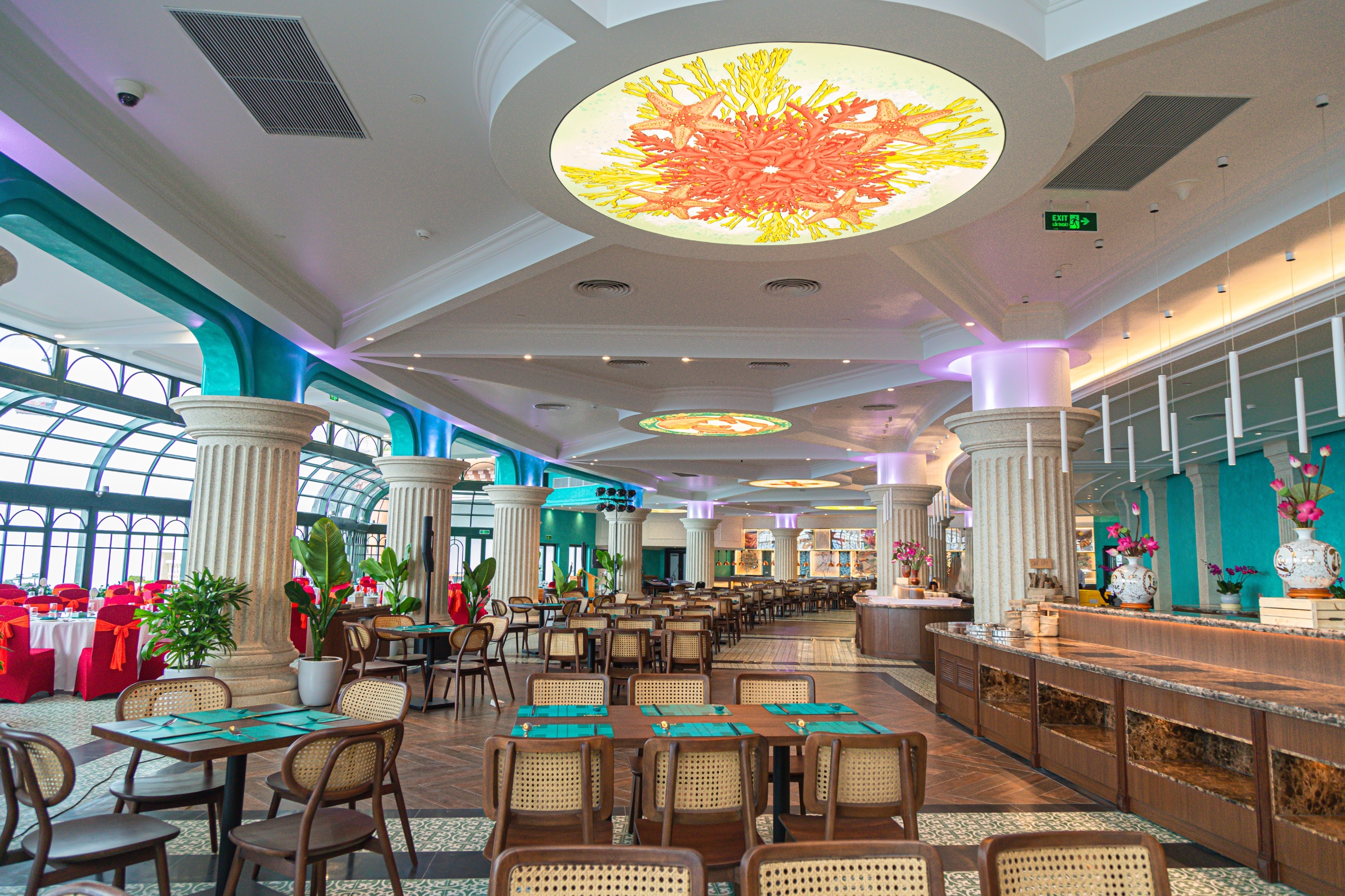 Four Seasons Buffet Restaurant