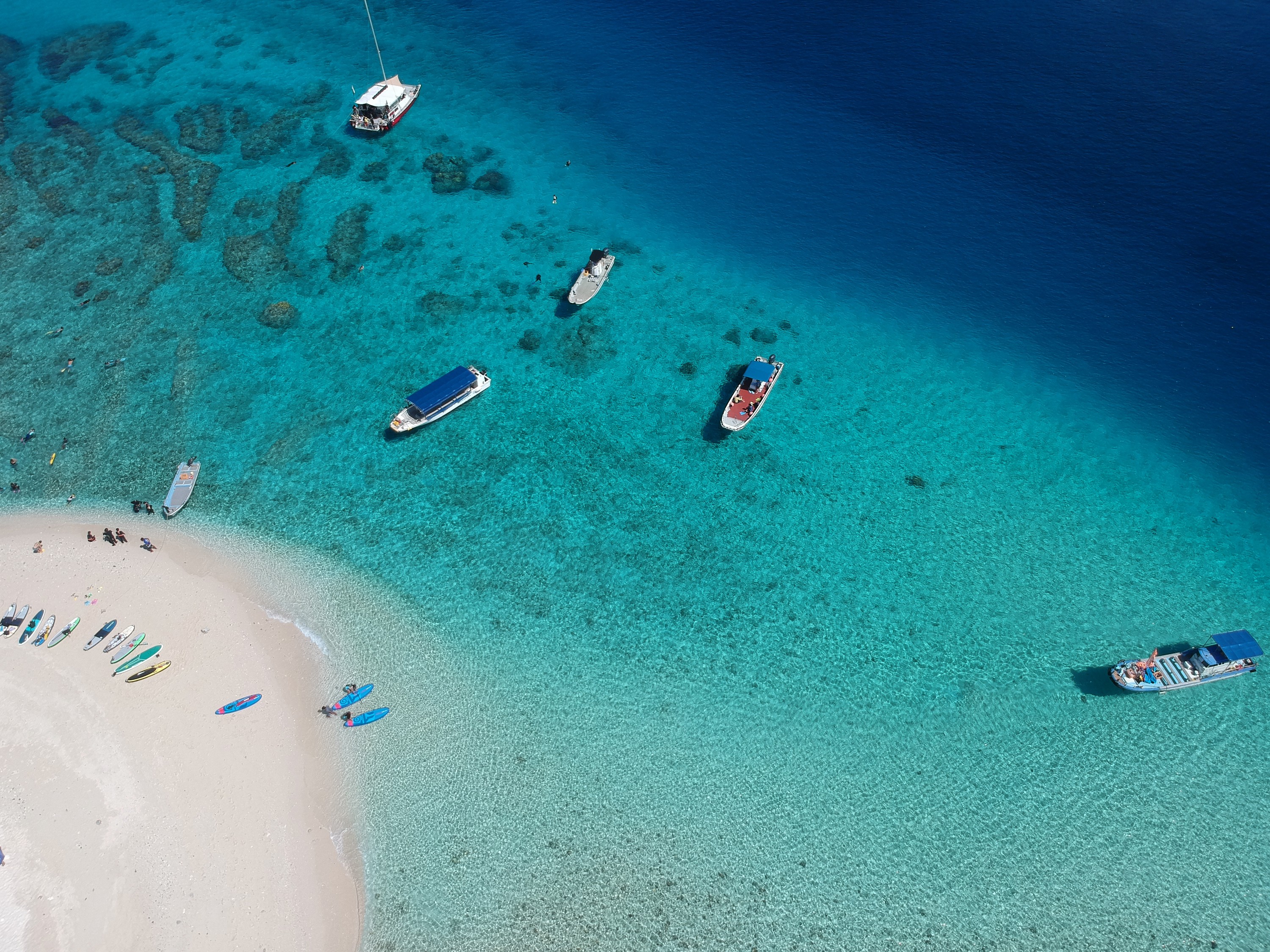 【Okinawa Island Hopping】Cruise Boat to Zamami Island