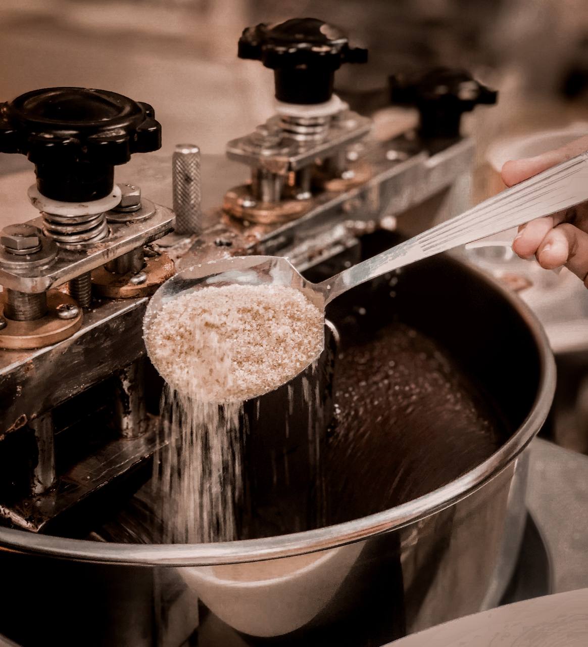 Bean to Bar Chocolate Factory Tour by Lemuel Chocolate