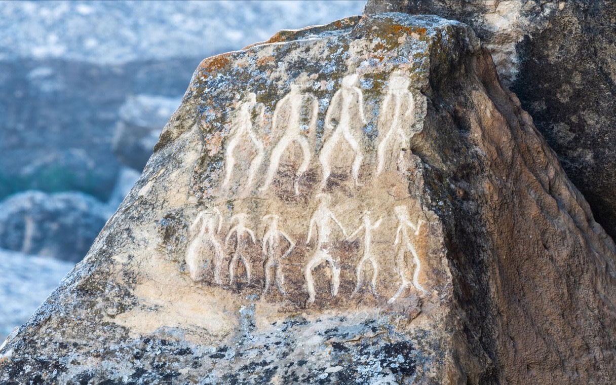 Gobustan Mud Volcano & Yanar Dag One-day Historical & Museum Tour