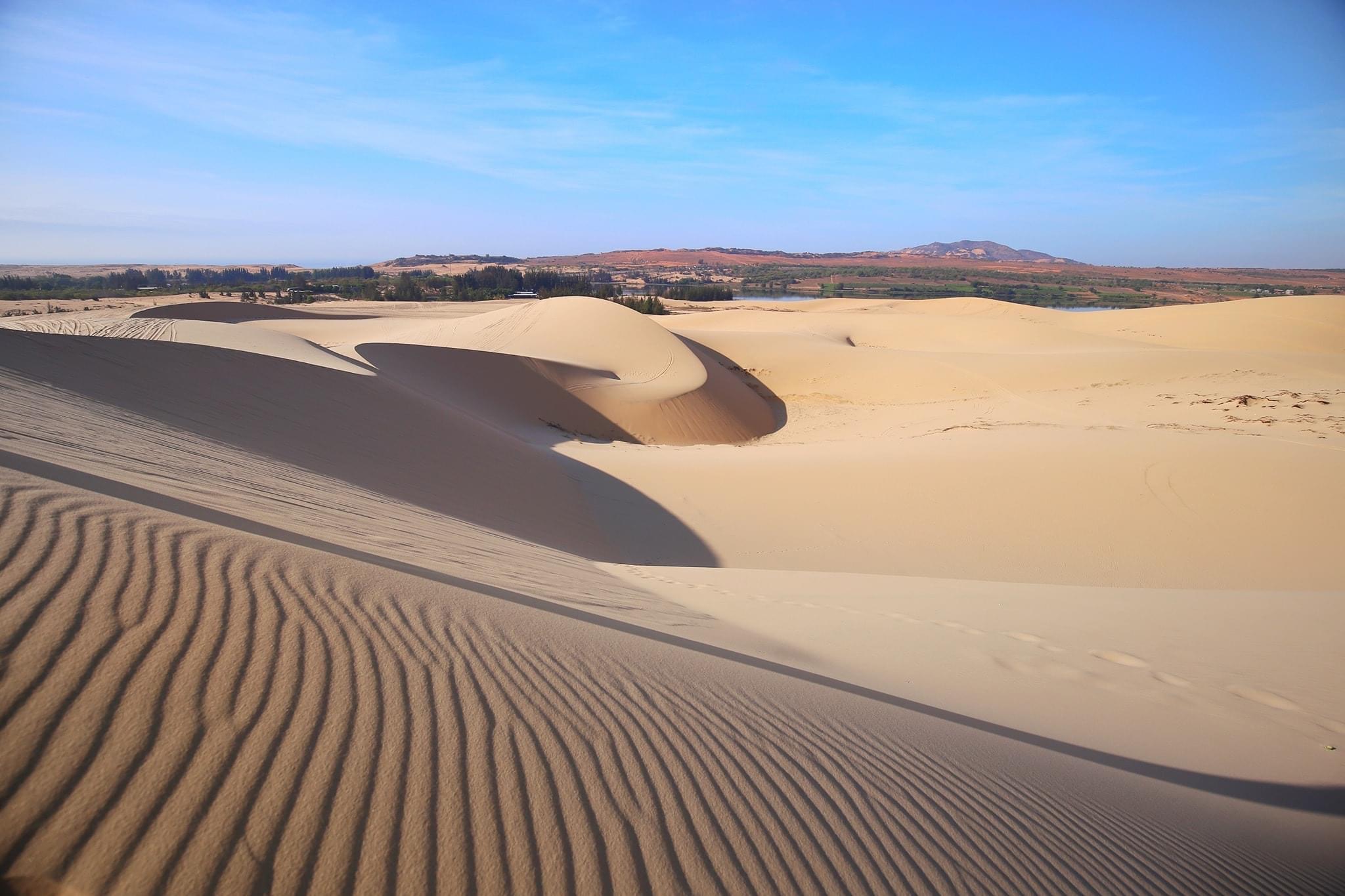 White sand dunes