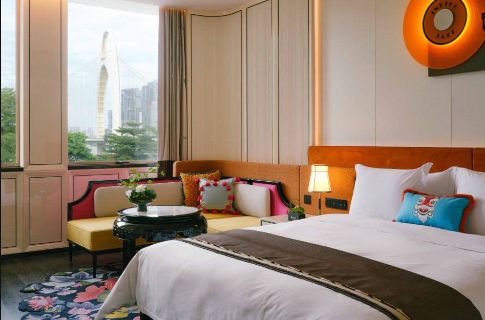 Deluxe King Room (River View)